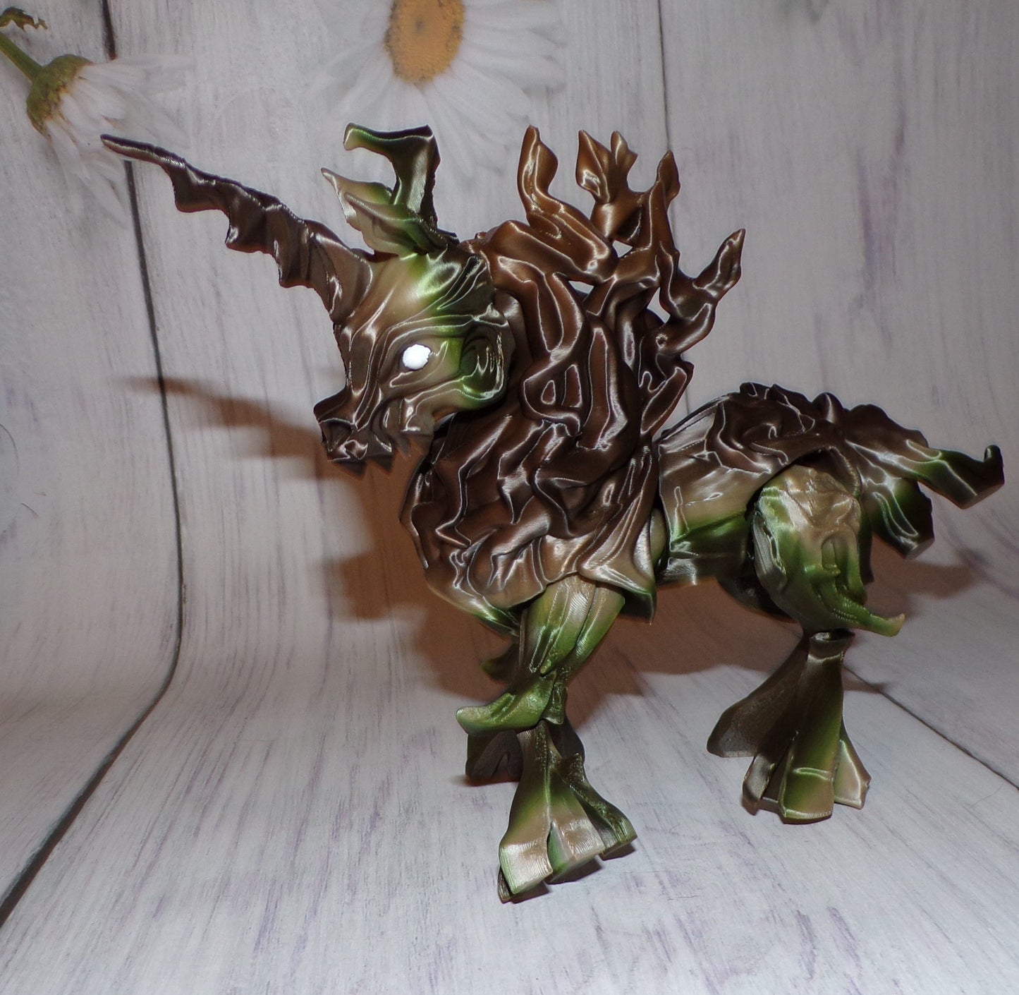 Wooden Unicorn Articulated Figurine - Wonderland 3D Printing