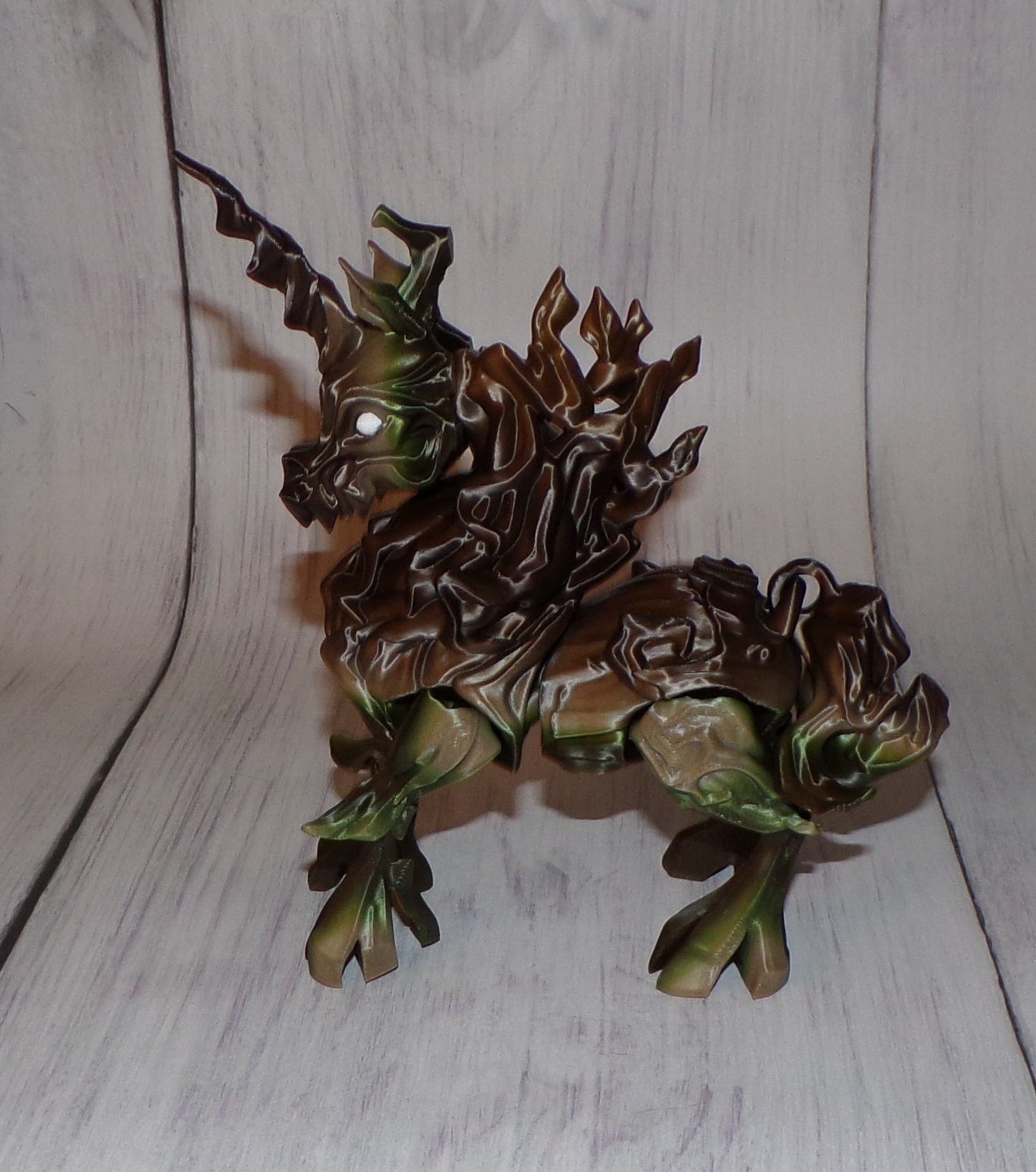 Wooden Unicorn Articulated Figurine - Wonderland 3D Printing