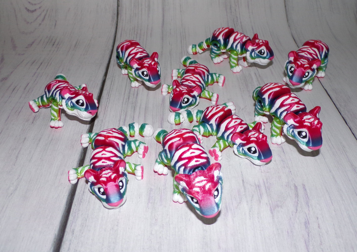 Mini Tiger: 3D Printed Articulated Figurine - Wonderland 3D Printing