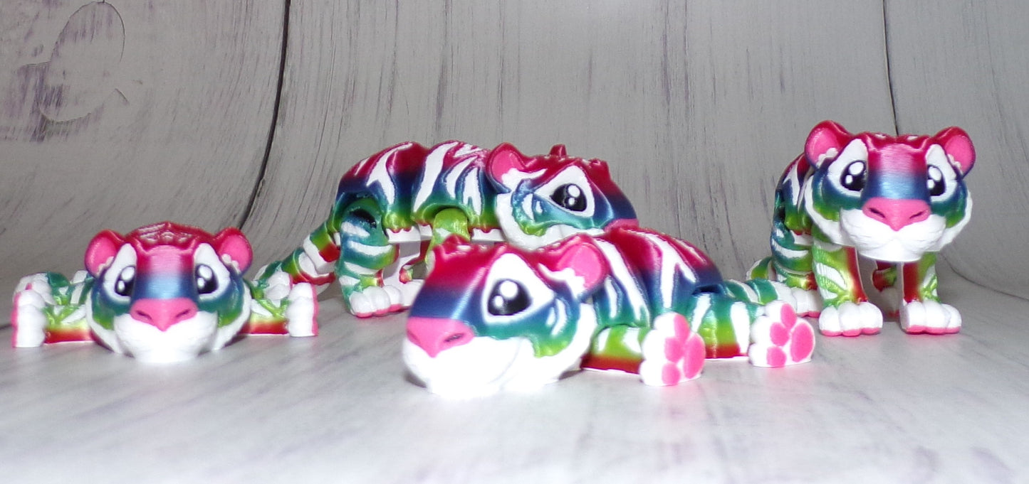 Mini Tiger: 3D Printed Articulated Figurine - Wonderland 3D Printing