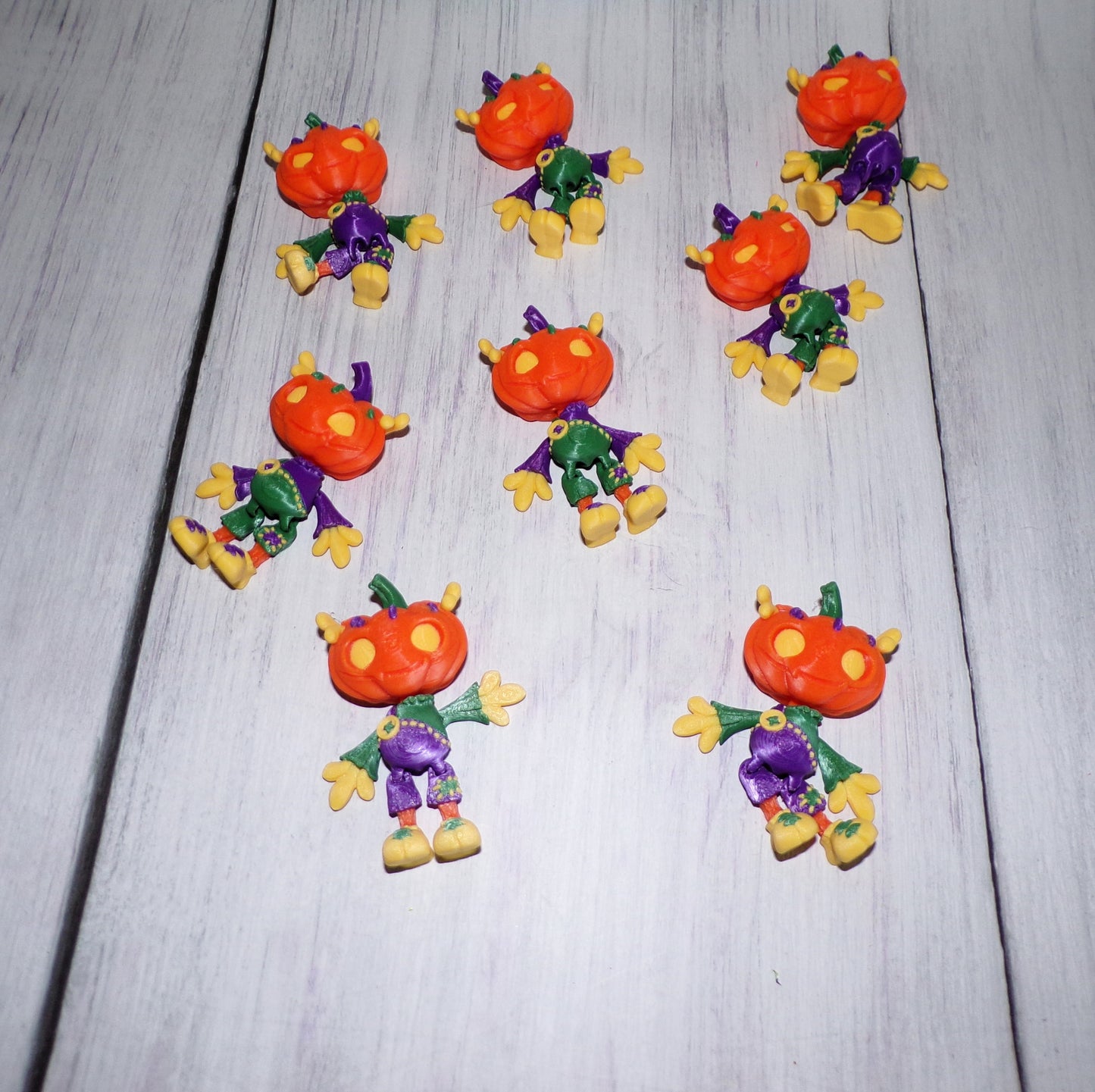 Mini Pumpkin People,Set of 2, 3 inches tall, 3D Printed Articulated Figurine - Wonderland 3D Printing