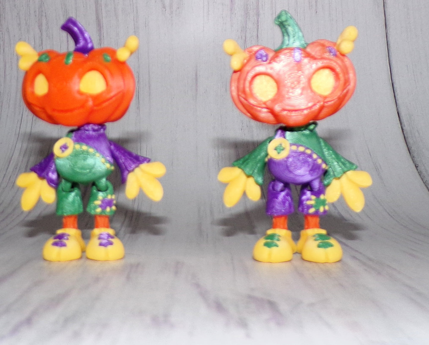 Mini Pumpkin People,Set of 2, 3 inches tall, 3D Printed Articulated Figurine - Wonderland 3D Printing
