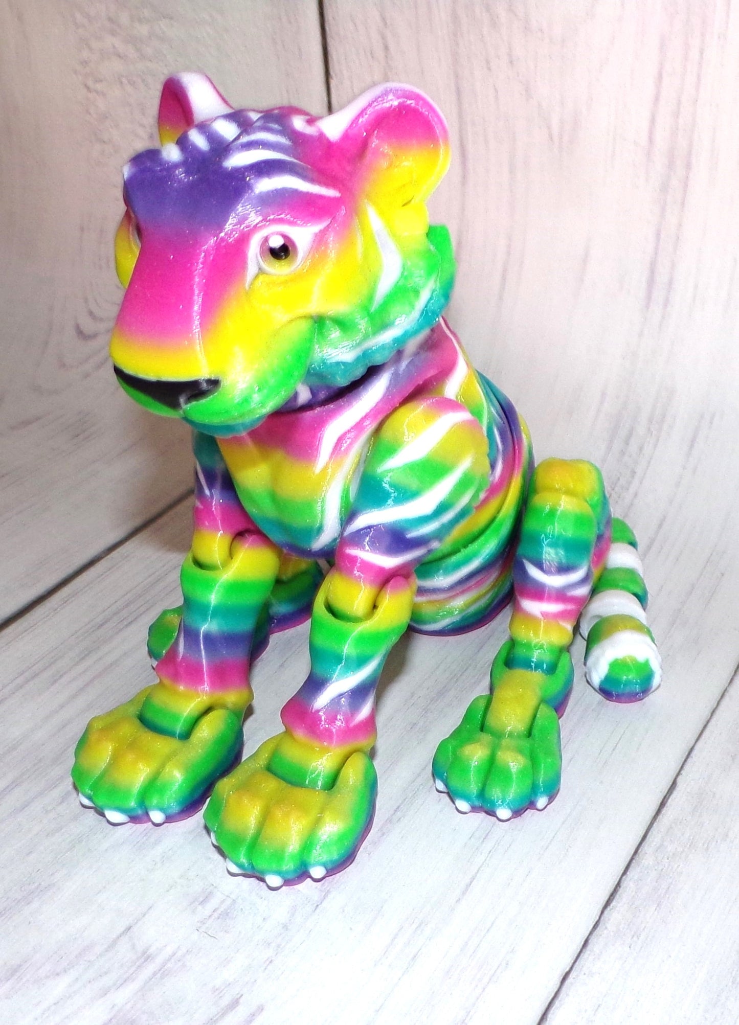 Glitter Rainbow Tiger Articulated Figurine - Wonderland 3D Printing