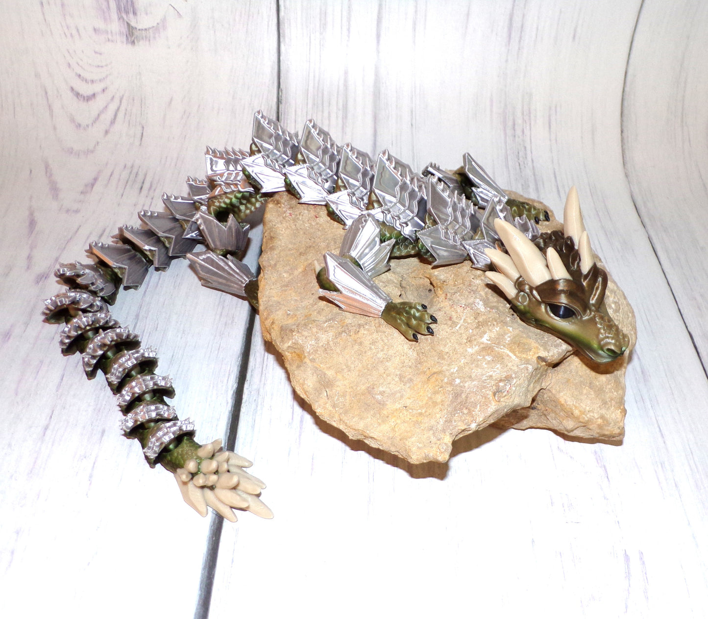 Knight Dragon Articulated 3d Printed - Wonderland 3D Printing