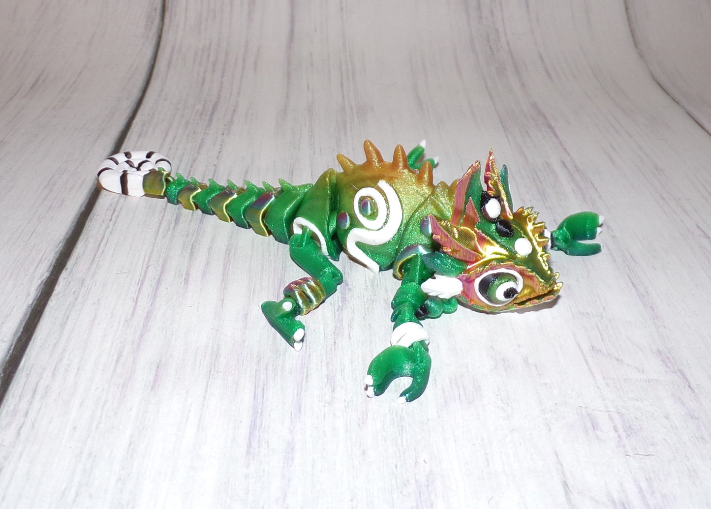 Shaman Chameleon 3d Printed Articulated Figurine - Wonderland 3D Printing