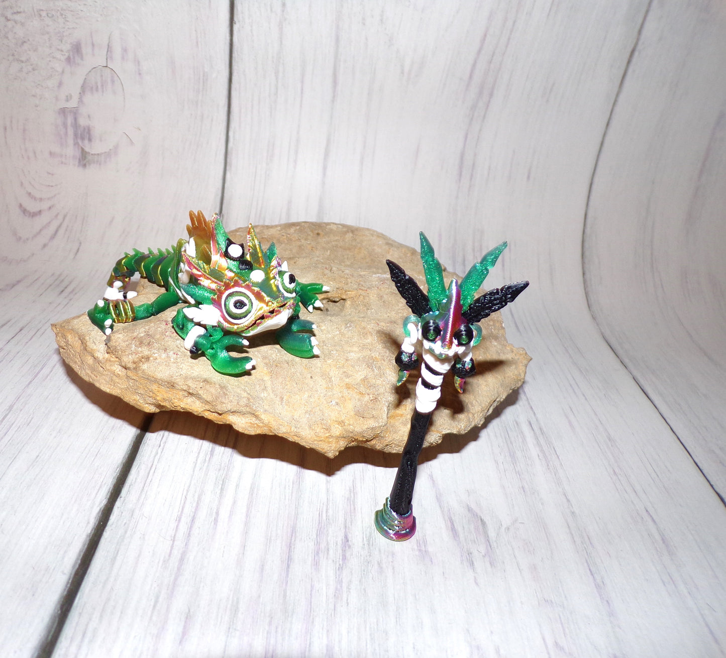 Shaman Chameleon 3d Printed Articulated Figurine - Wonderland 3D Printing