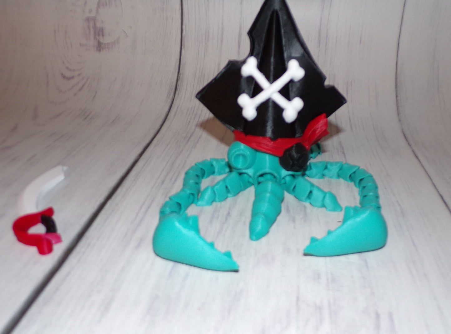 Pirate Squid 3d printed Articulated Figurine - Wonderland 3D Printing