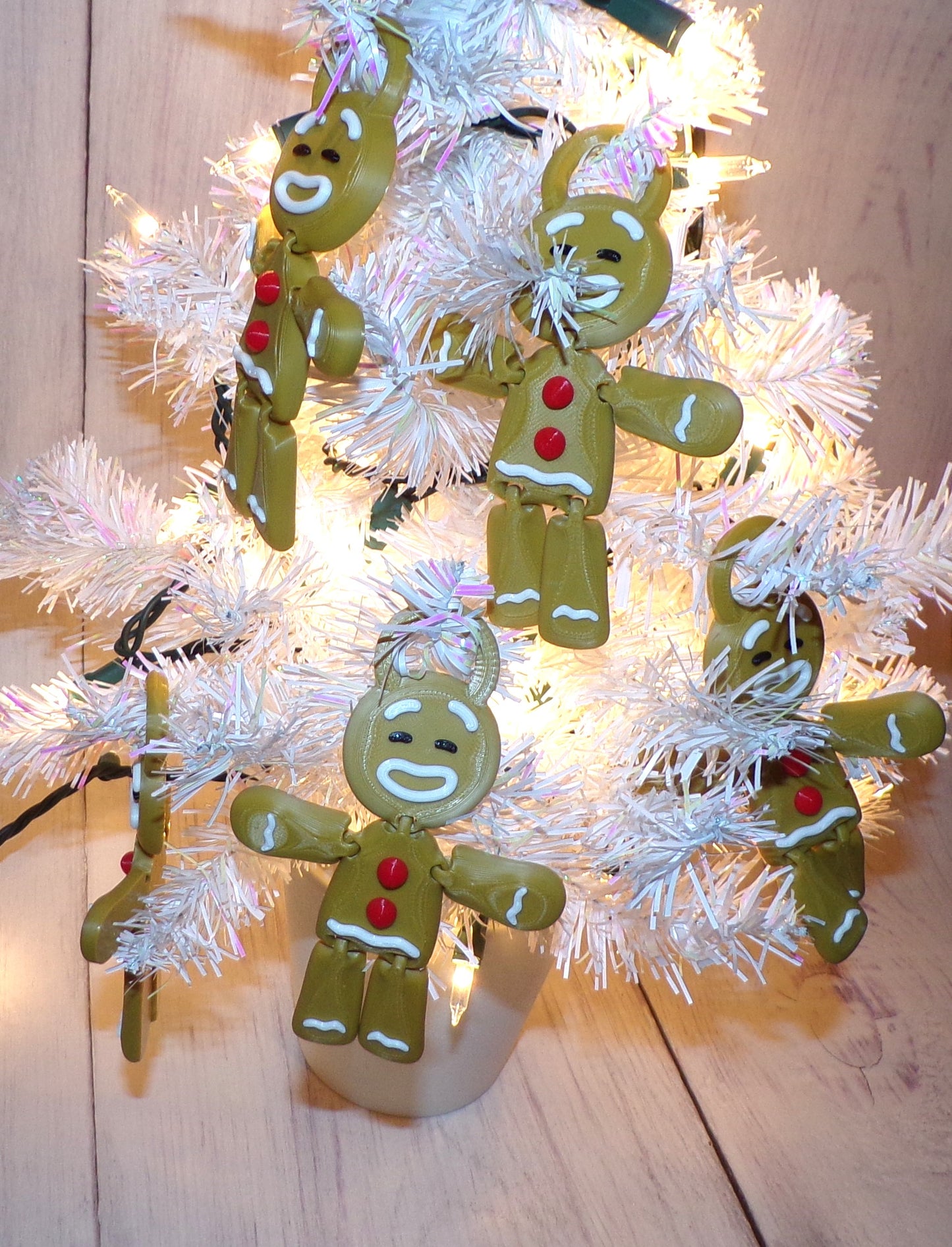 Gingerbread Man 3D Printed Articulated Figurine Ornaments - Wonderland 3D Printing