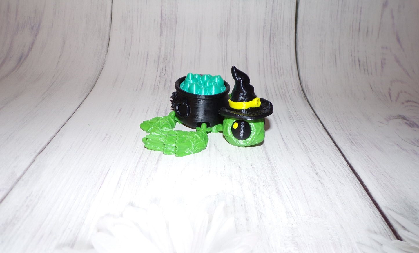 Poison Apple Turtle and Witch Turtle 3D Printed Articulated Figurine - Wonderland 3D Printing
