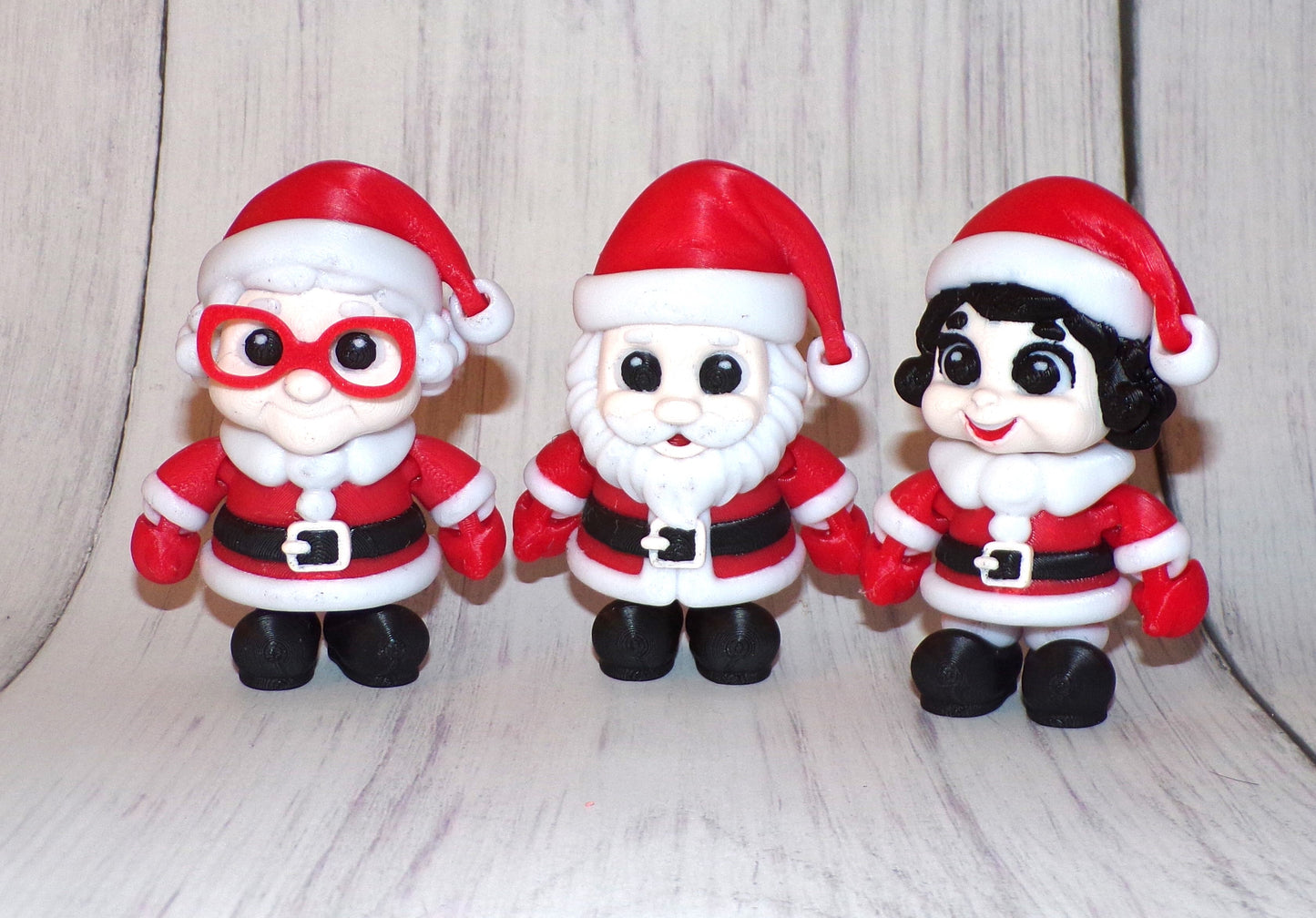 Mrs. Clause, Young Mrs. Clause and Santa 3D Printed Articulated Figurine - Wonderland 3D Printing
