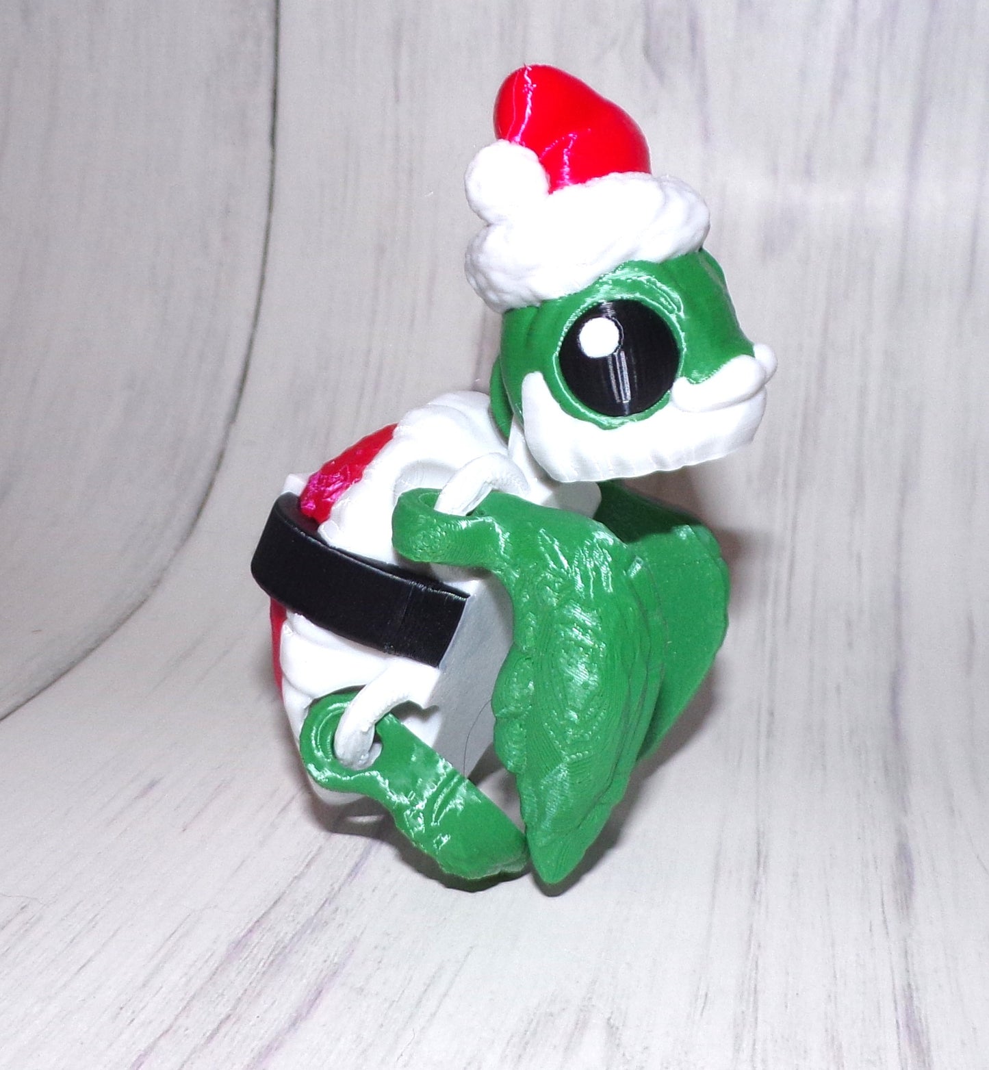 Santa Turtle 3D Printed Articulated Figurine - Wonderland 3D Printing