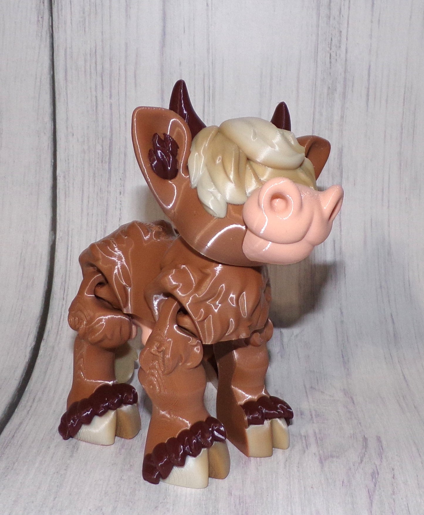 Highland Cow: 3D Printed Articulated Figurine - Wonderland 3D Printing