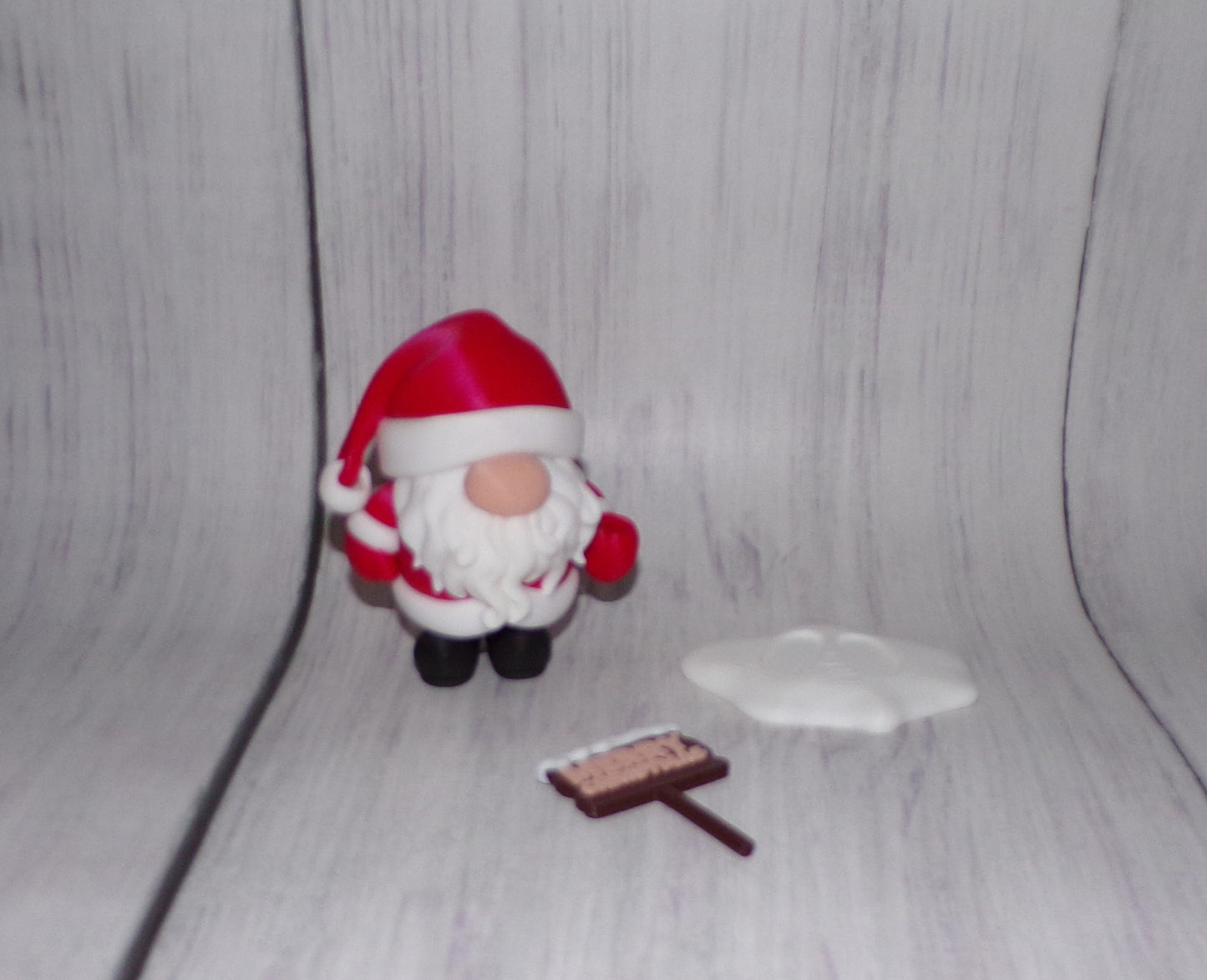 Santa Gnomes 3D Printed Articulated Figurine - Wonderland 3D Printing