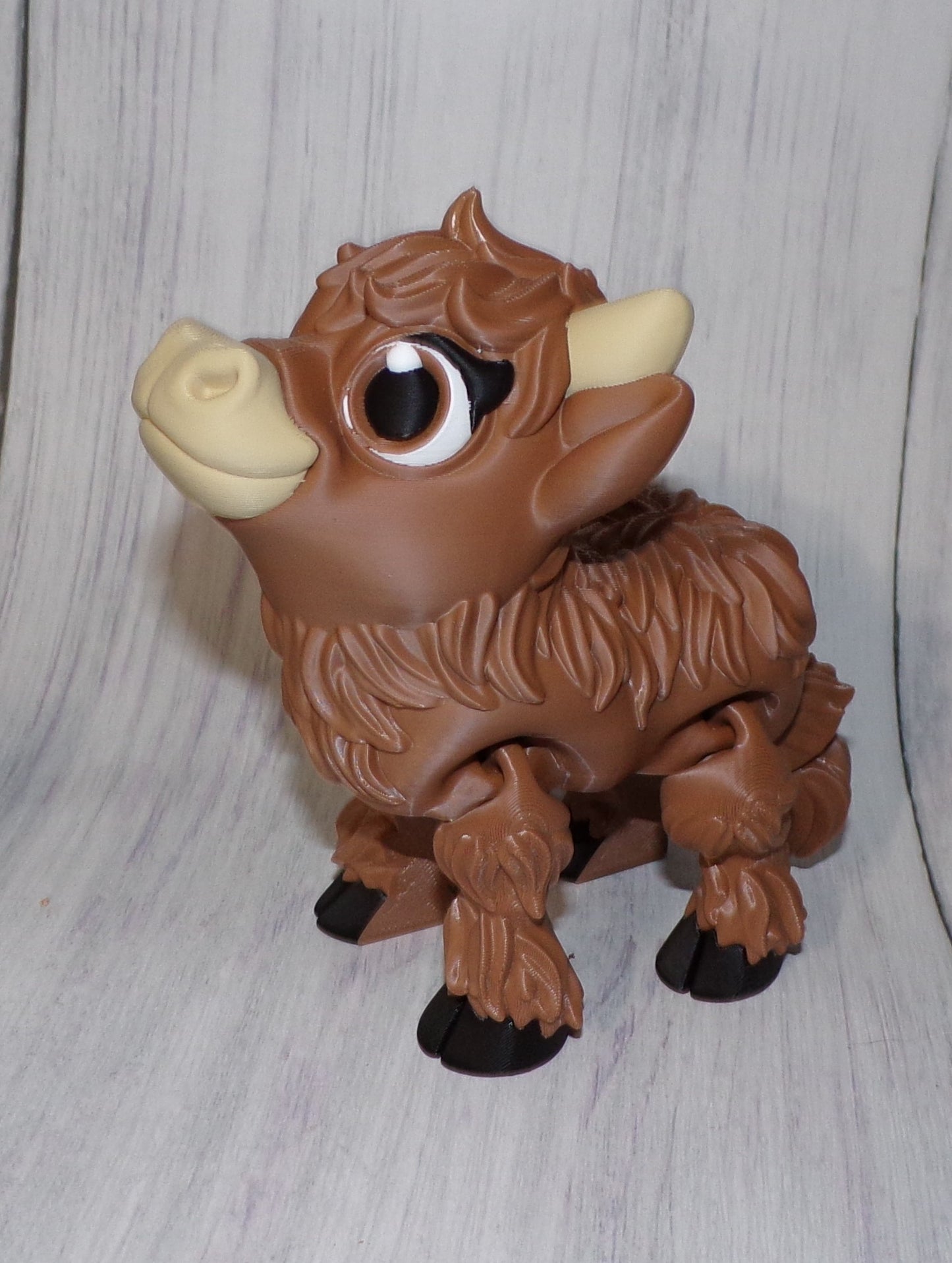 Highland Cow 3D Printed Articulated Figurine - Wonderland 3D Printing
