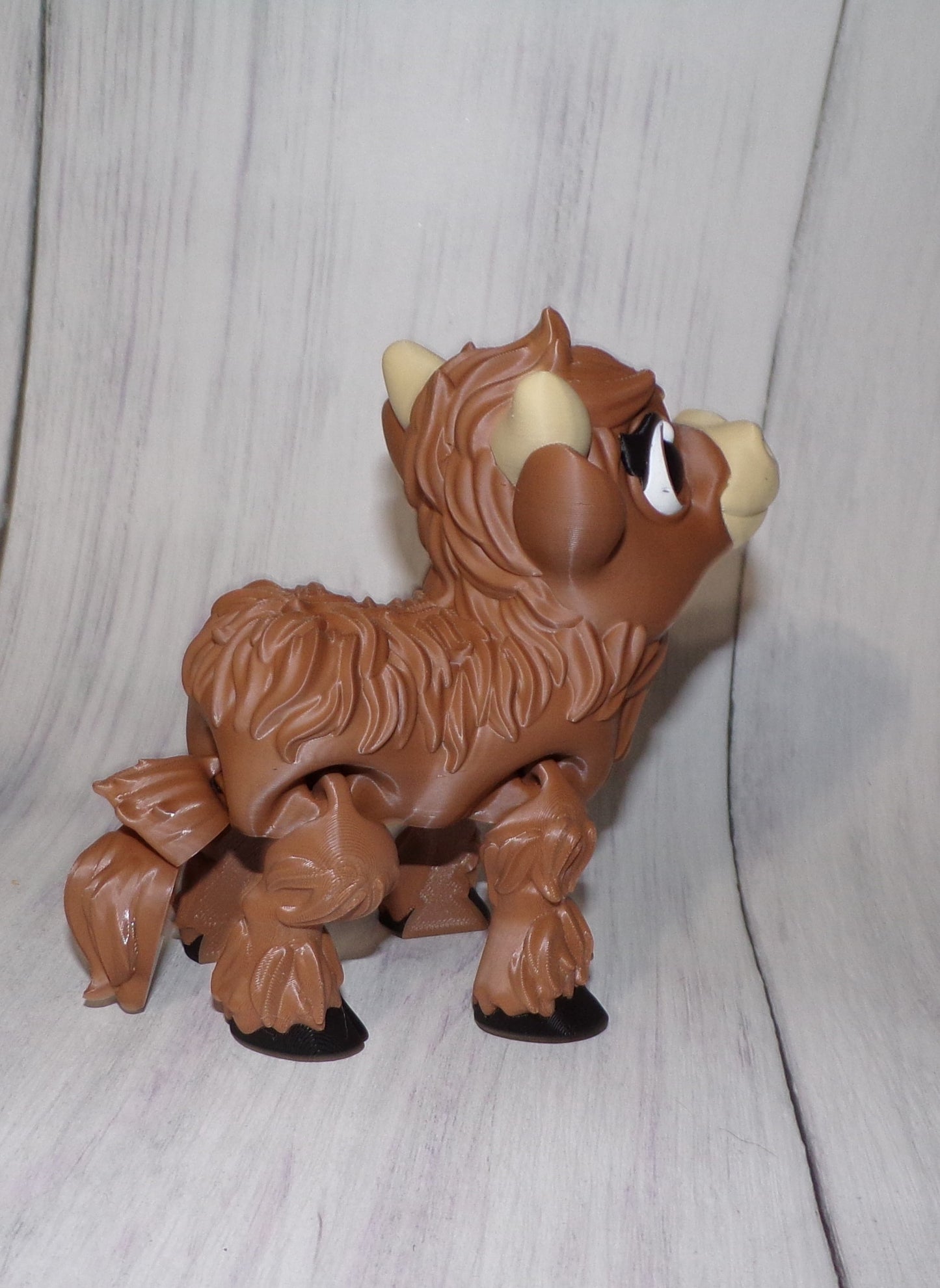 Highland Cow 3D Printed Articulated Figurine - Wonderland 3D Printing