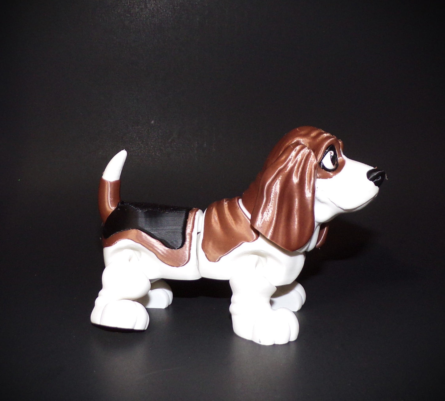 Basset Hound 3D Printed Articulated Figurine - Wonderland 3D Printing