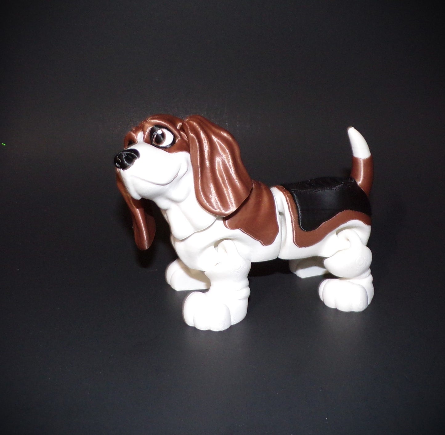 Basset Hound 3D Printed Articulated Figurine - Wonderland 3D Printing