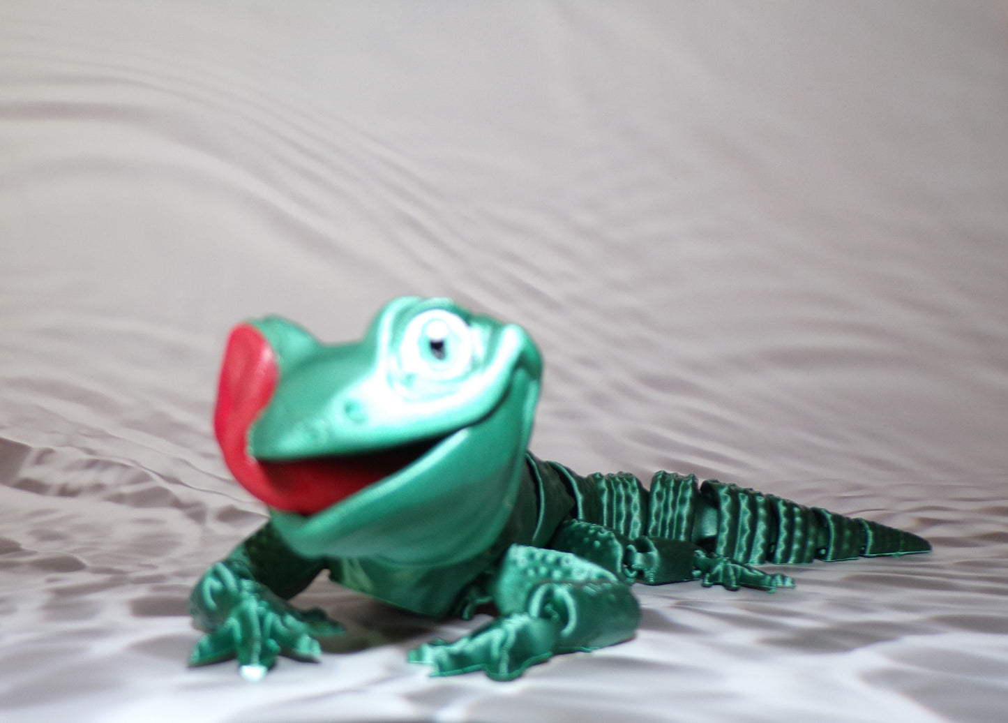 Licking Gecko - Wonderland 3D Printing