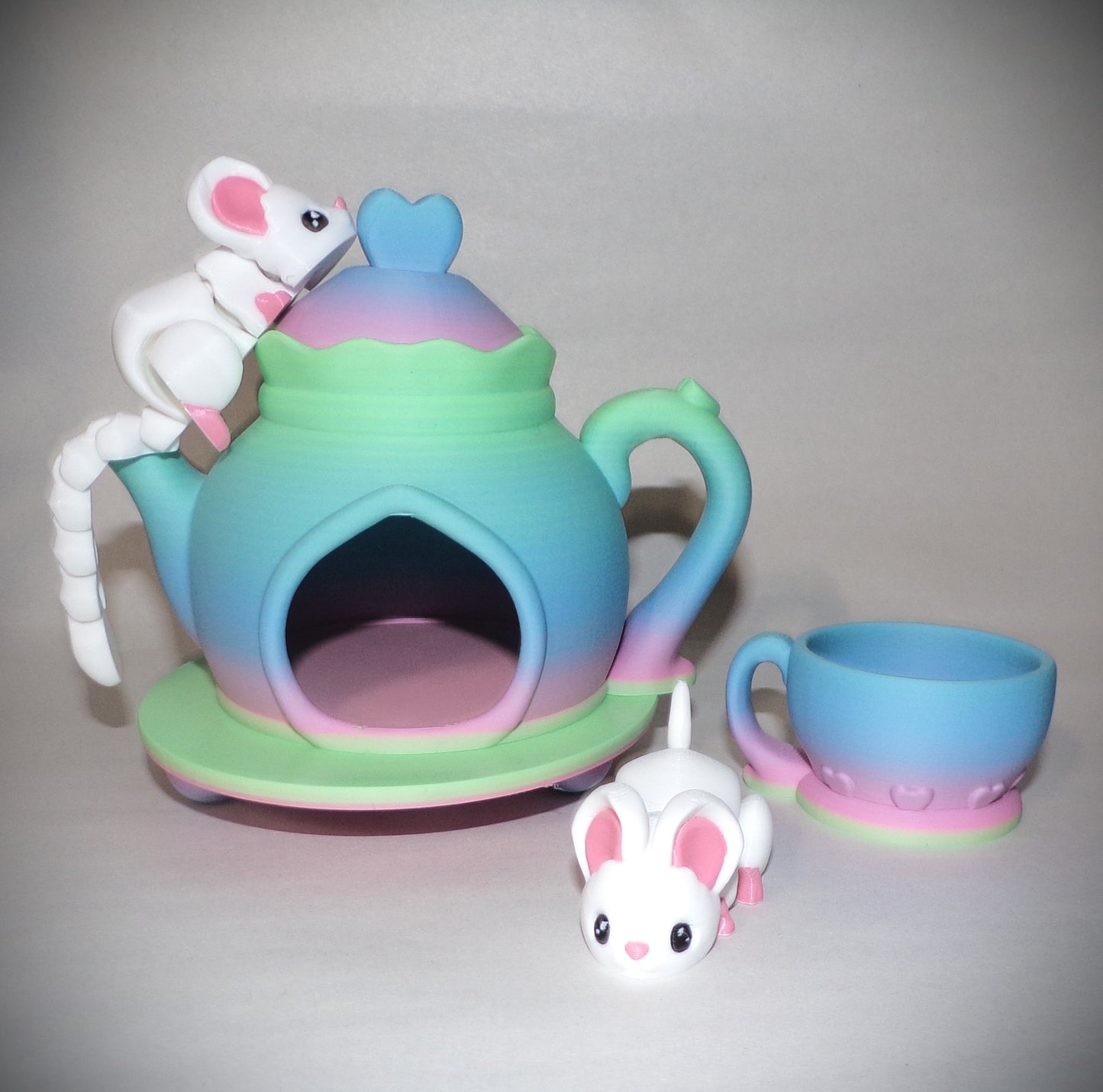 Mouse Tea Party Set Articulated 3d Printed Figurine - Wonderland 3D Printing