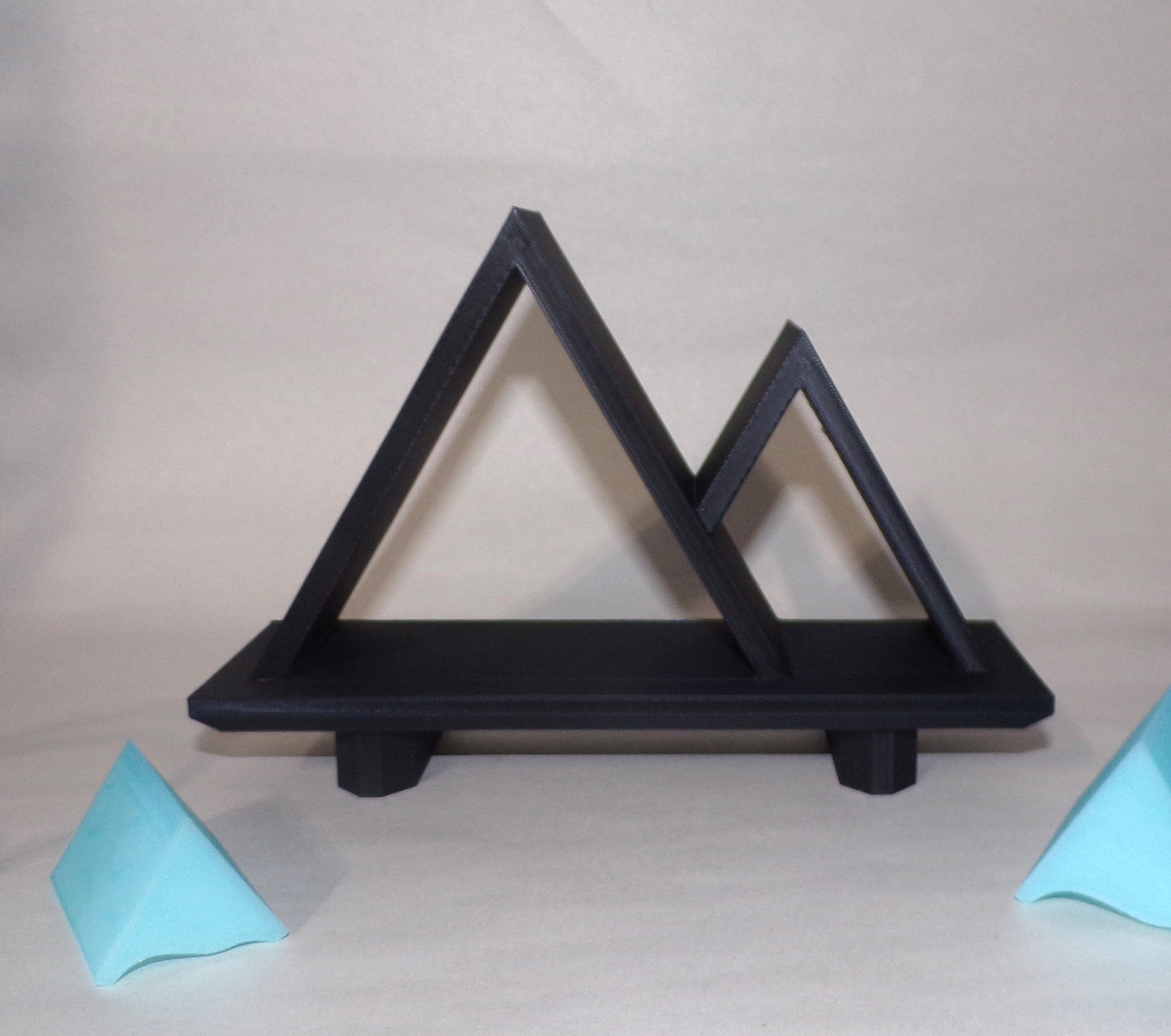 Yeti and Snow Mountain Shelf Articulated 3d Printed Figurine - Wonderland 3D Printing