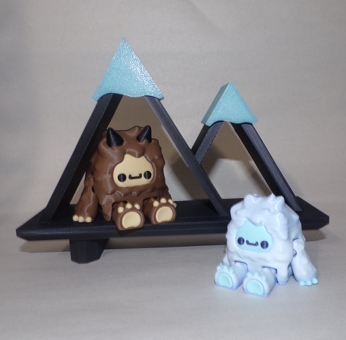Yeti and Snow Mountain Shelf Articulated 3d Printed Figurine - Wonderland 3D Printing