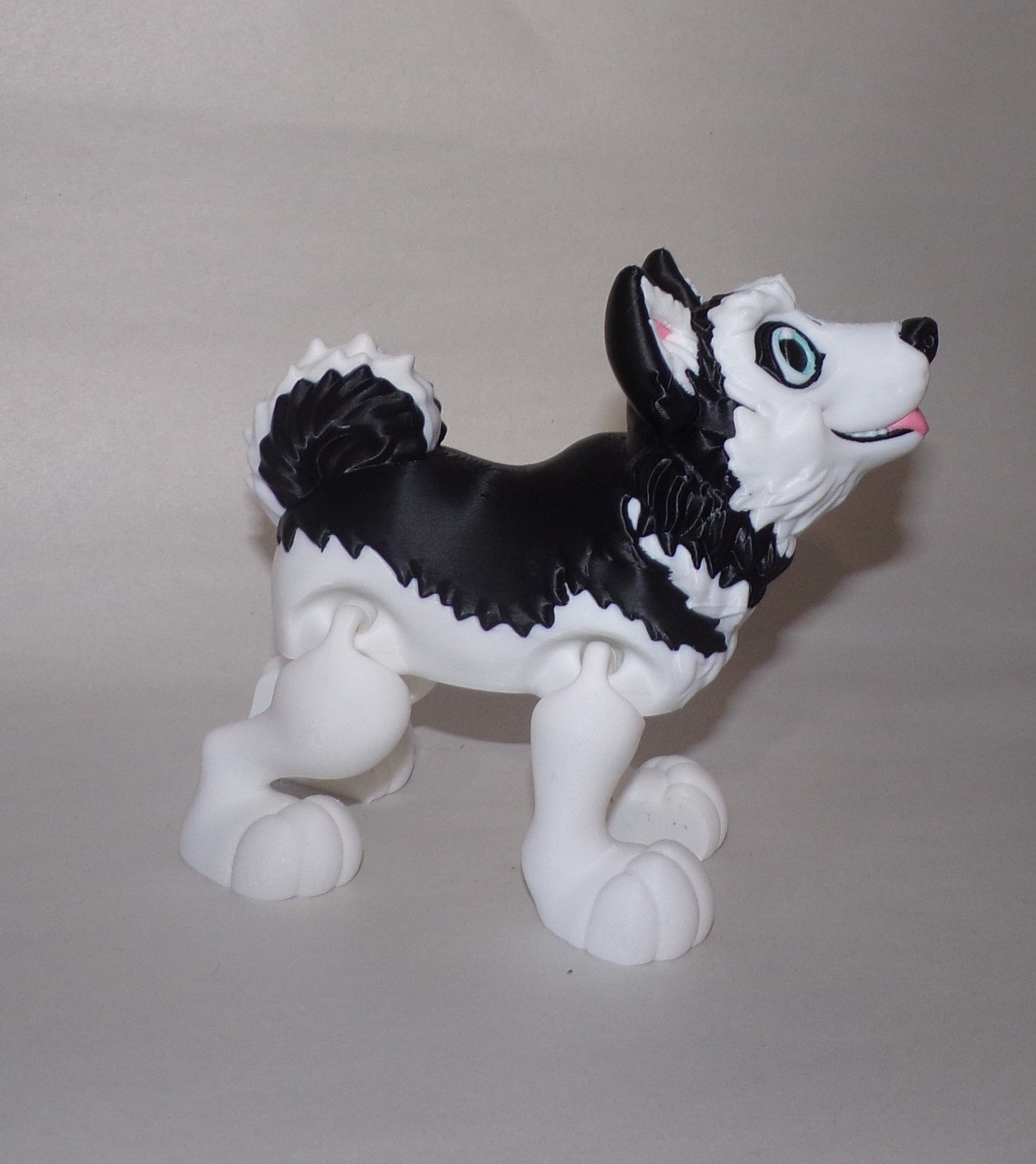 Husky 3D Printed Articulated Figurine - Wonderland 3D Printing