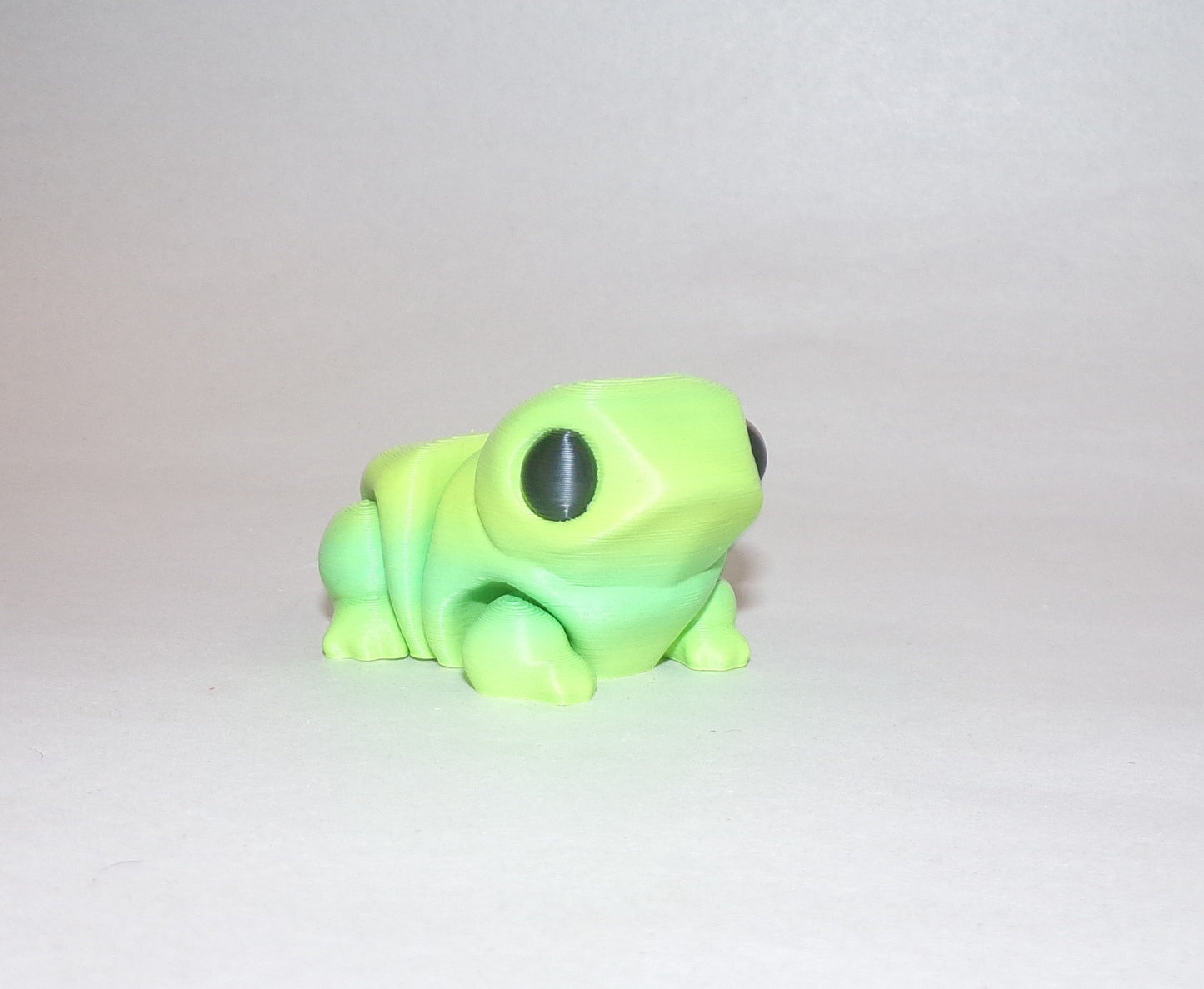 Frog Articulated 3d Printed Figurine - Wonderland 3D Printing