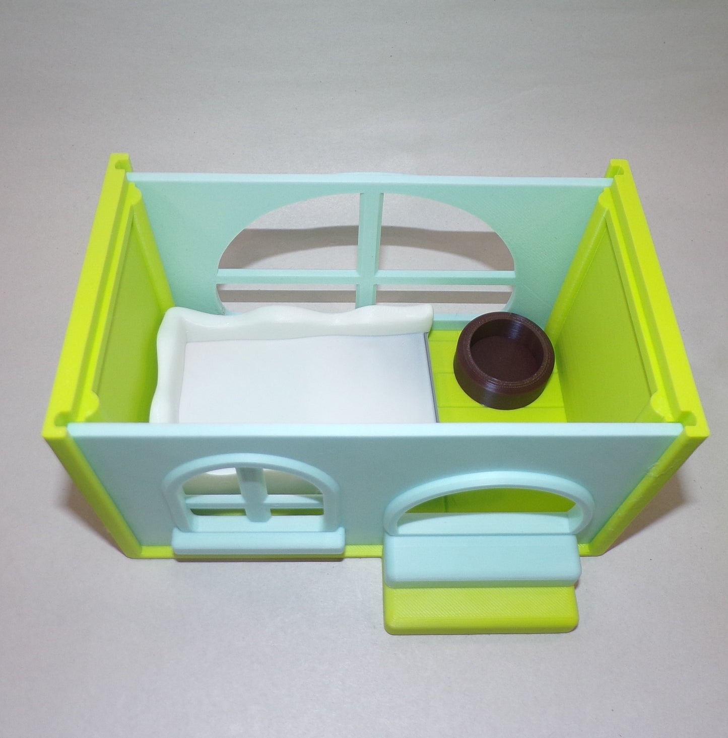 Guinea Pig Articulated 3d Printed Figurine with Playhouse Options - Wonderland 3D Printing