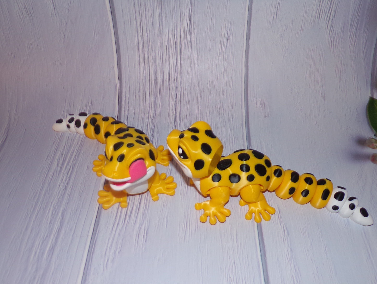 Leo Gecko: 3D Printed Articulated Gecko - Wonderland 3D Printing