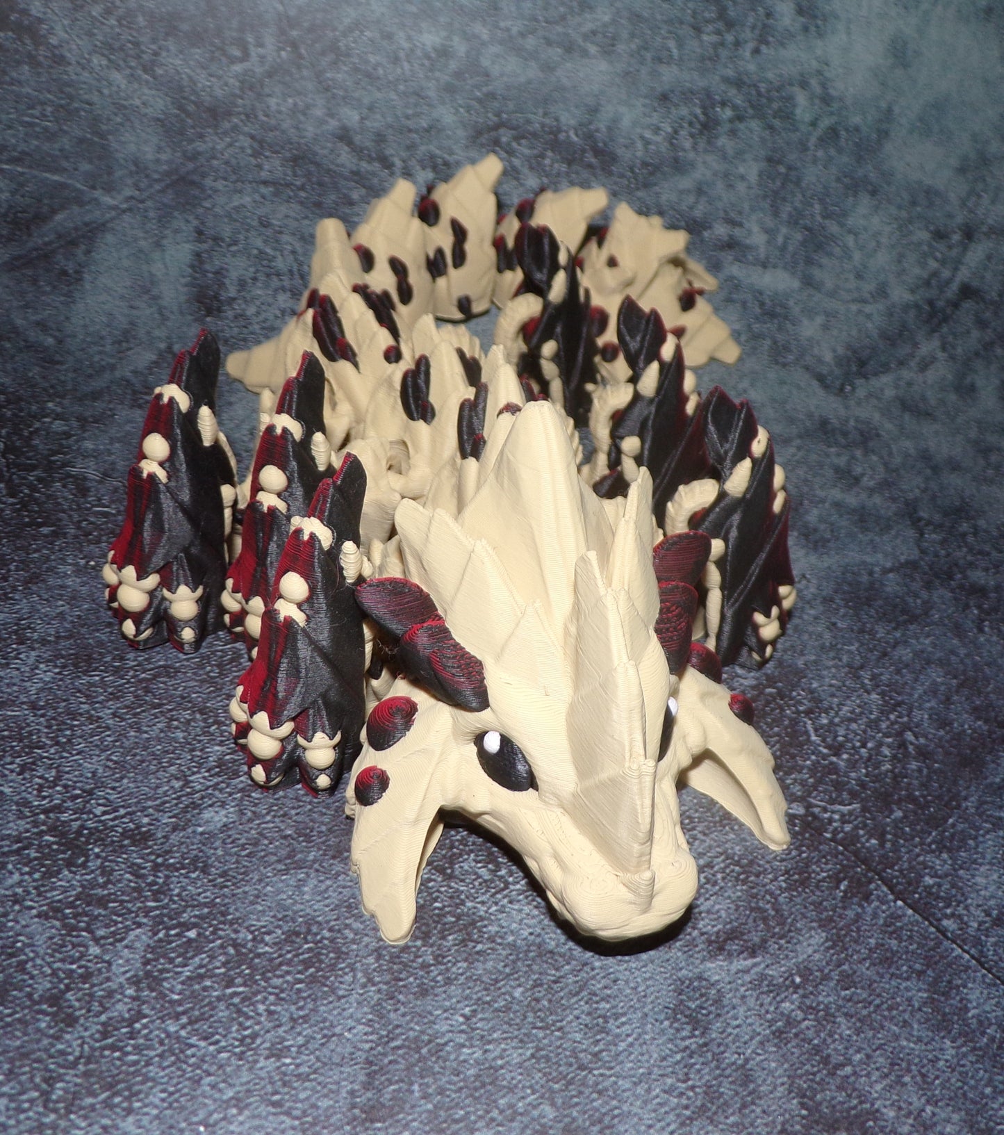 Dune Baby Dragon: 3D Printed Articulated Fidget Toy - Free Shipping Included! - Wonderland 3D Printing