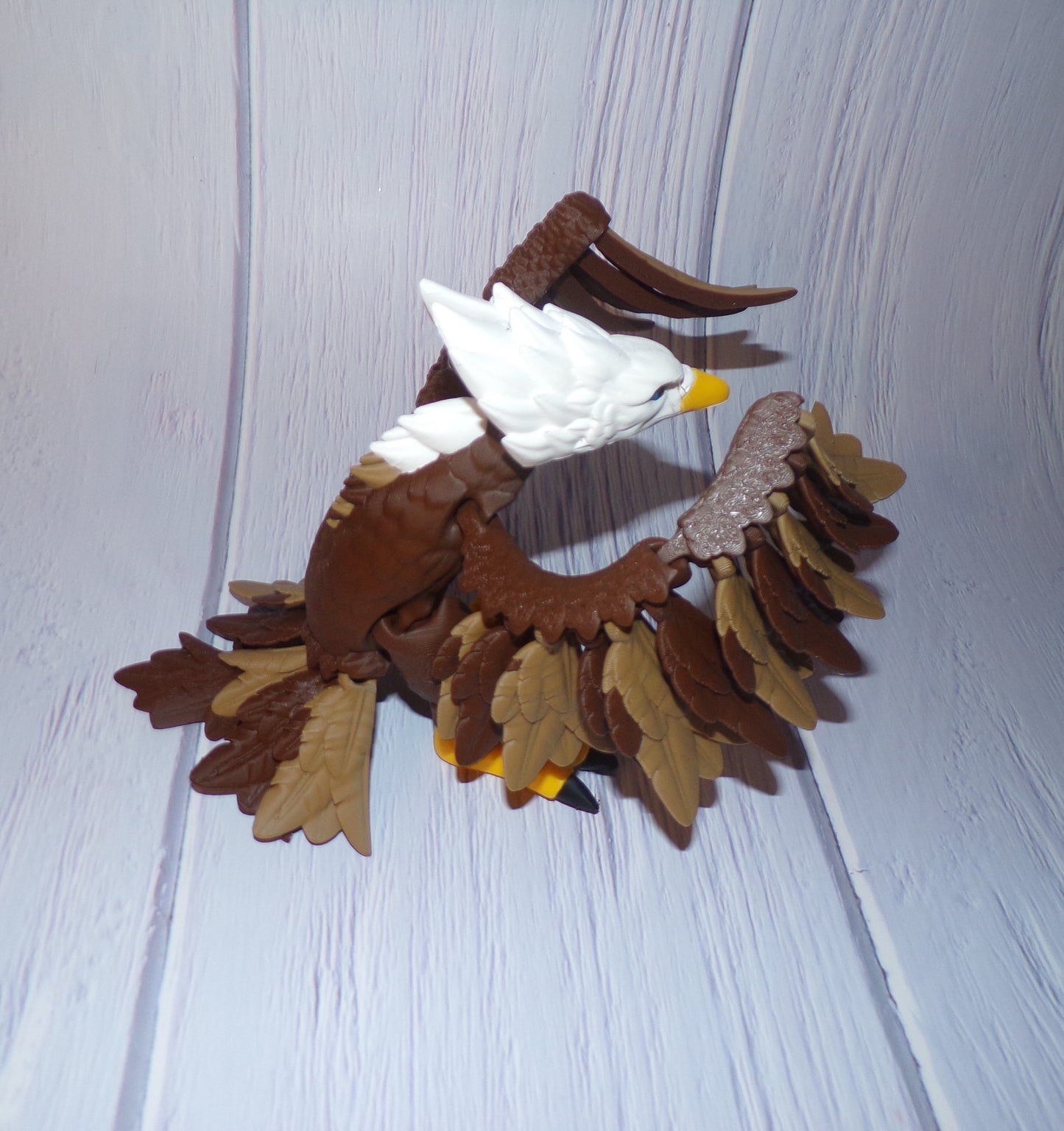 Eagle (comes with stand) - Wonderland 3D Printing
