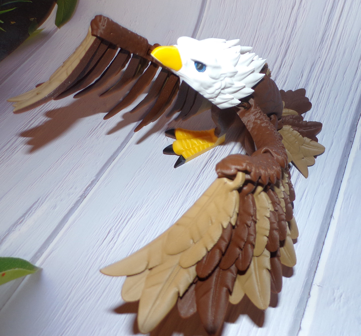 Eagle (comes with stand) - Wonderland 3D Printing