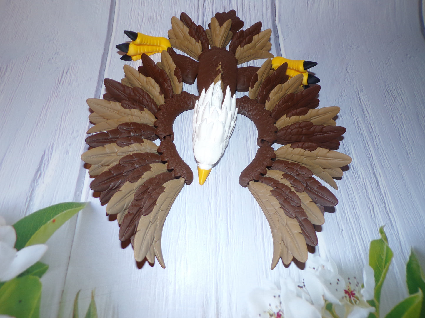 Eagle (comes with stand) - Wonderland 3D Printing