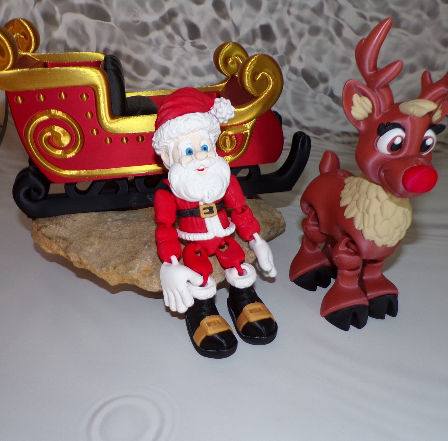 Santa Claus, comes with custom stand, 3d printed - Wonderland 3D Printing