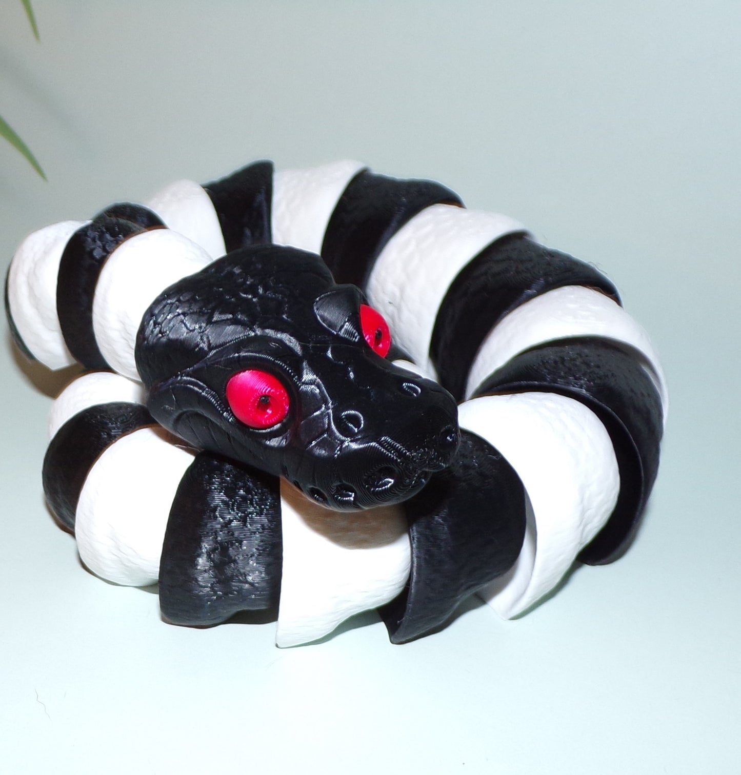 Choose Any Color Combo, Crazy Snake, Articulated Snake, Fidget Snake, 3D Printed Snake - Wonderland 3D Printing