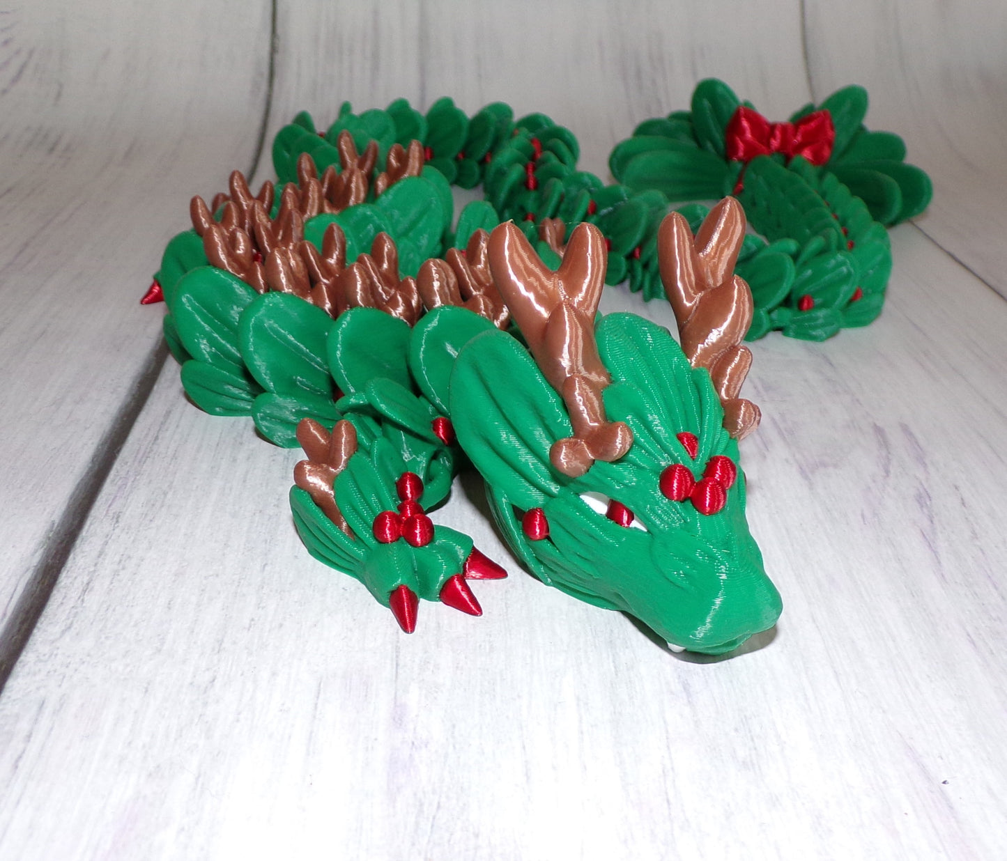 Mistletoe Dragon and Baby Dragon Articulated 3d printed - Wonderland 3D Printing