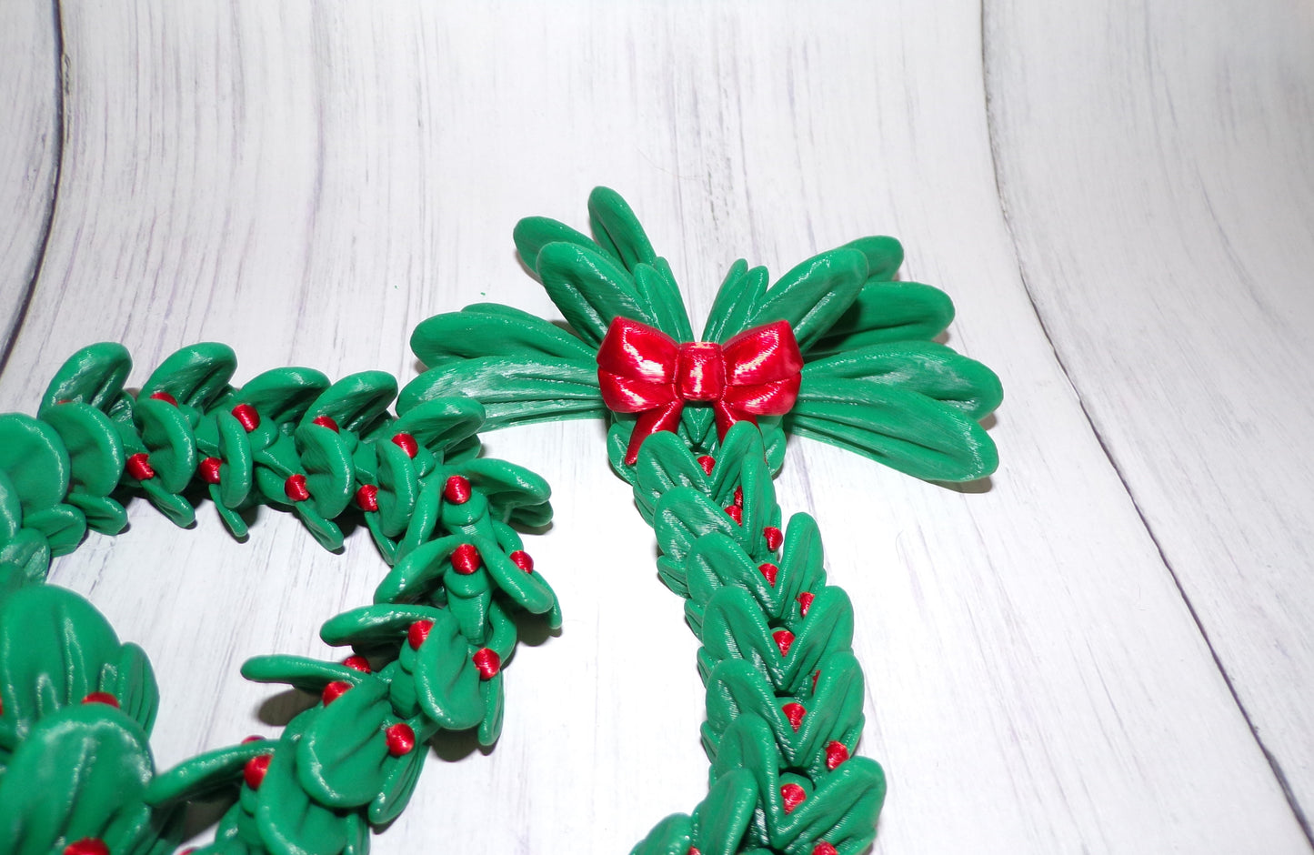Mistletoe Dragon and Baby Dragon Articulated 3d printed - Wonderland 3D Printing