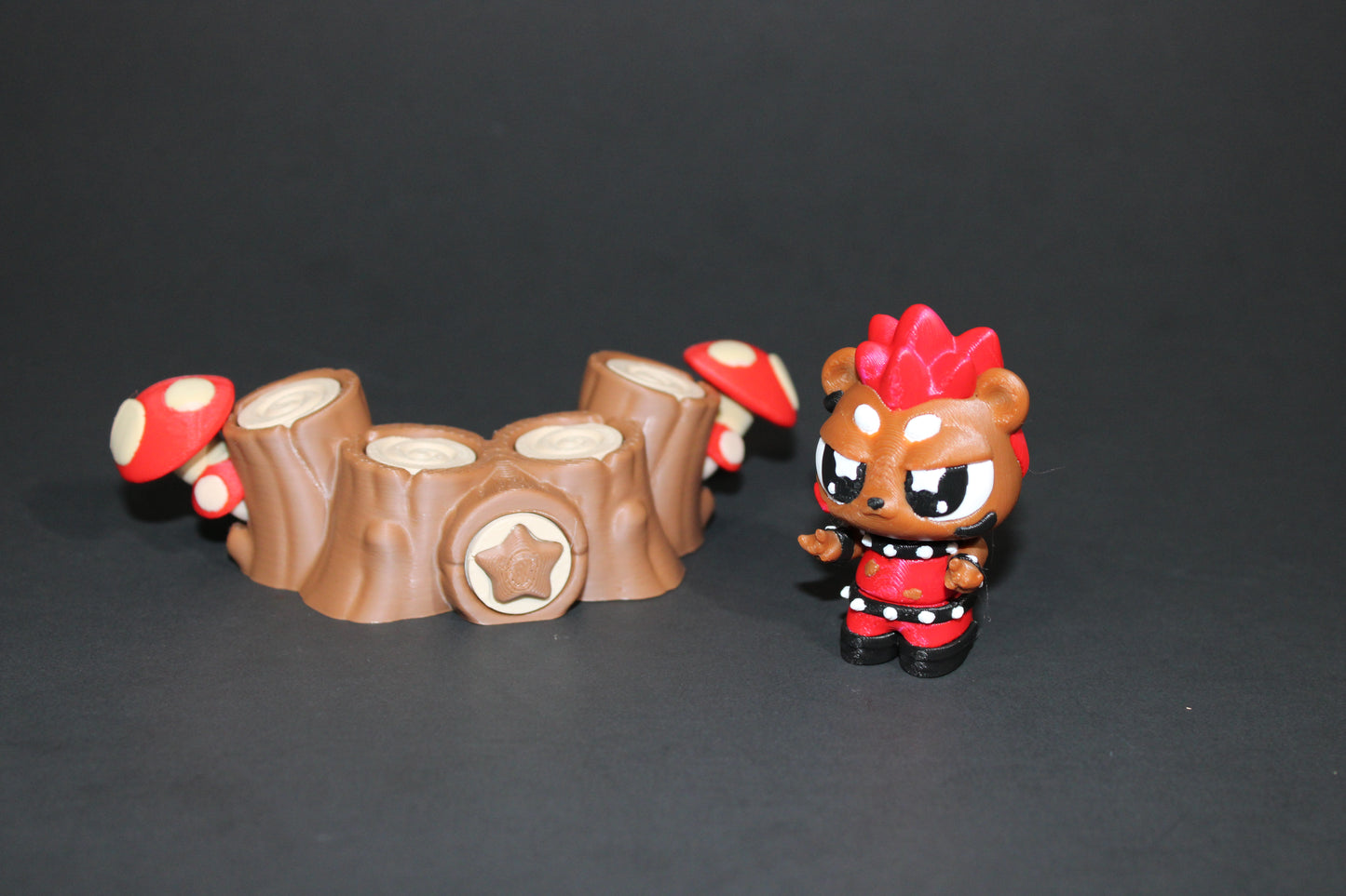 3D-printed Flexi Punk Rock Hedgehog with Stump Drum Set 2.25" Tall - Wonderland 3D Printing