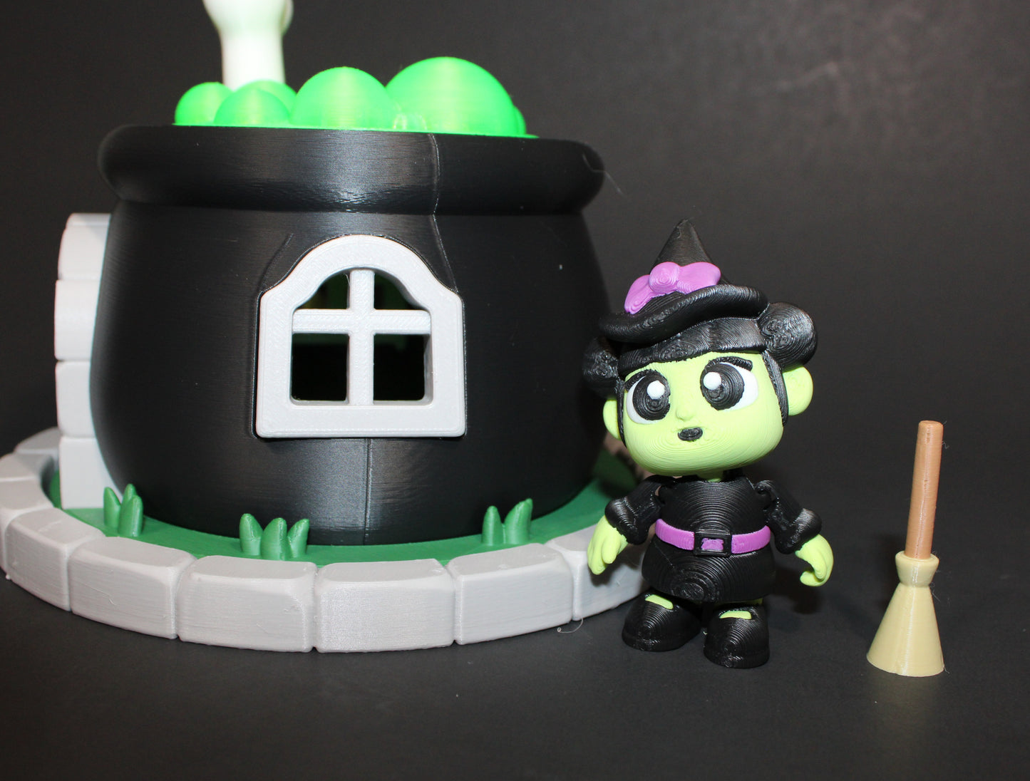3D Printed Articulated Witch with Cauldron House, comes with 2 Witches, 2brroms and 2 cats
