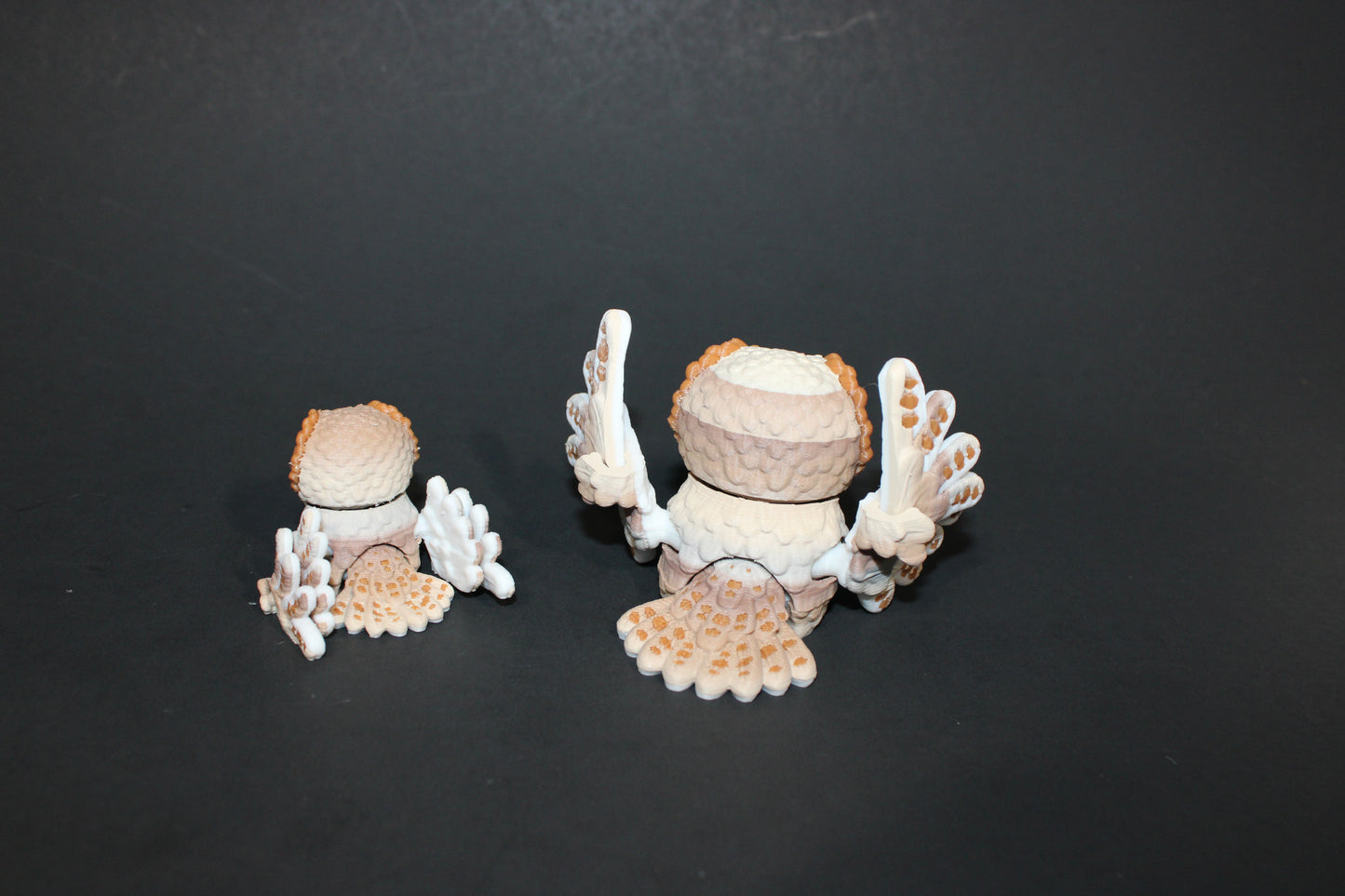 3D-printed flexible owls available in a variety of styles and sizes to suit your preferences.