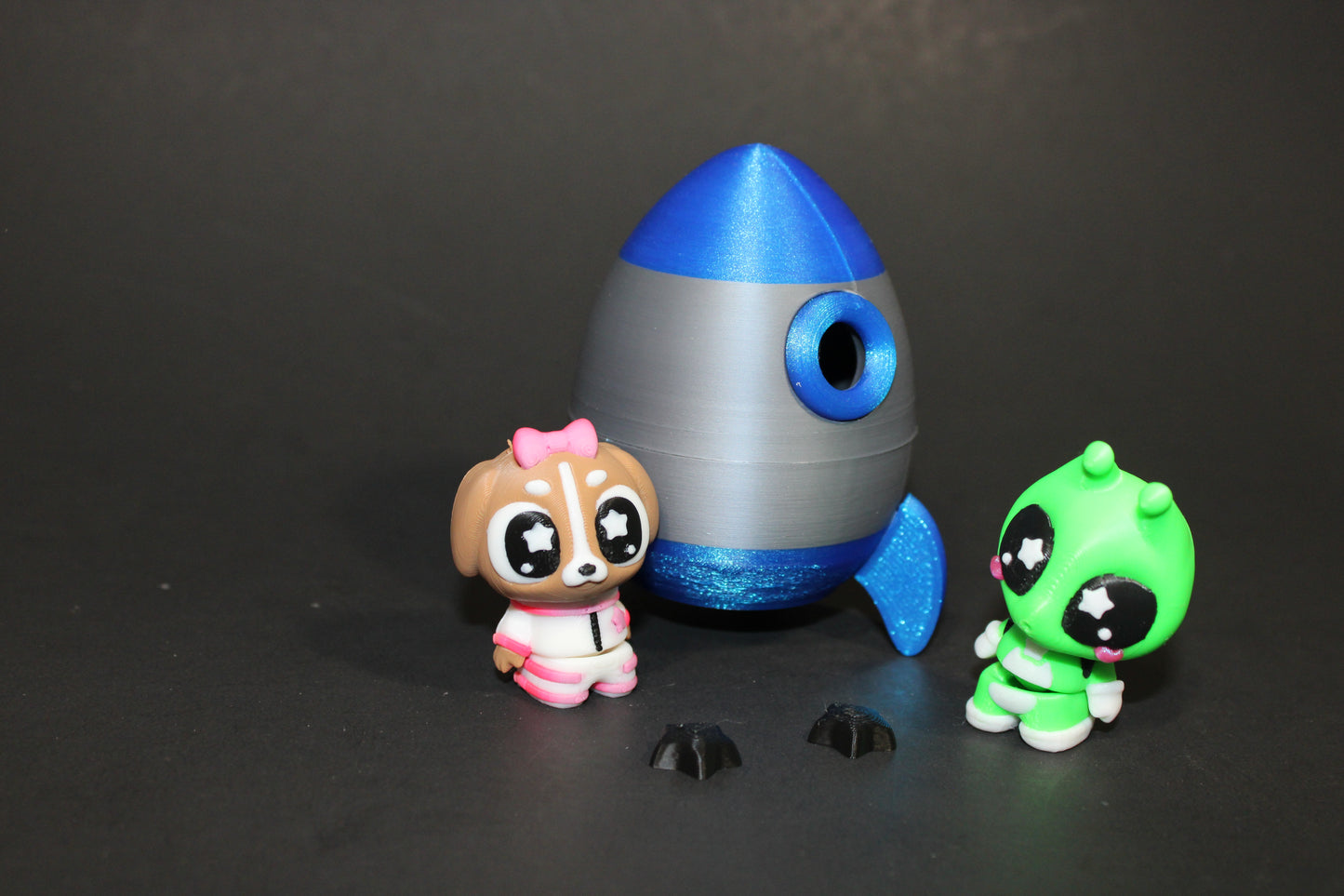 3D Printed Flexi Astro Dog and Alien with Spaceship