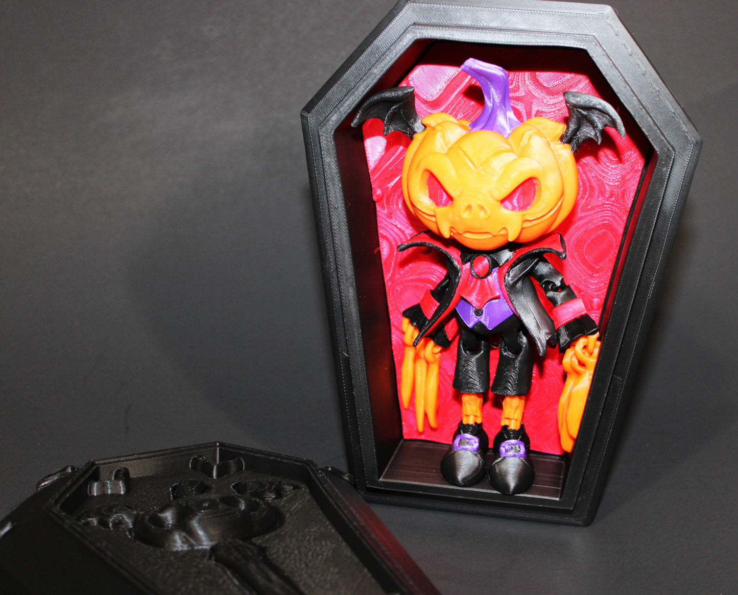 3D Printed Articulated Pumpkin Dracula with Coffin Figurine