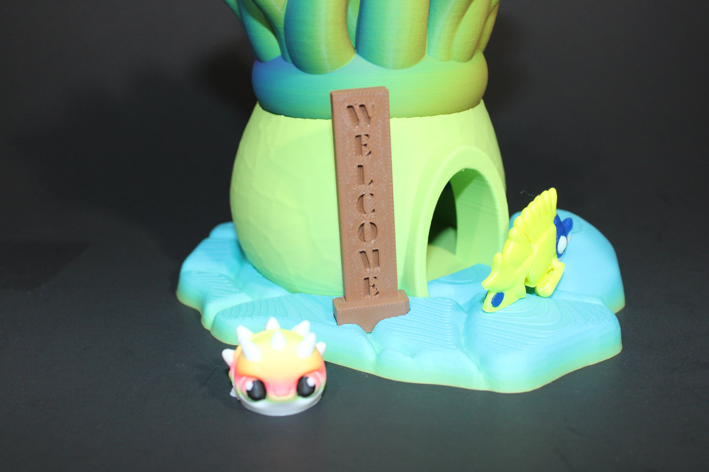 Sea Anemone House with Fish Articulated Flexi Fidget Full Color 3D Printed Toy