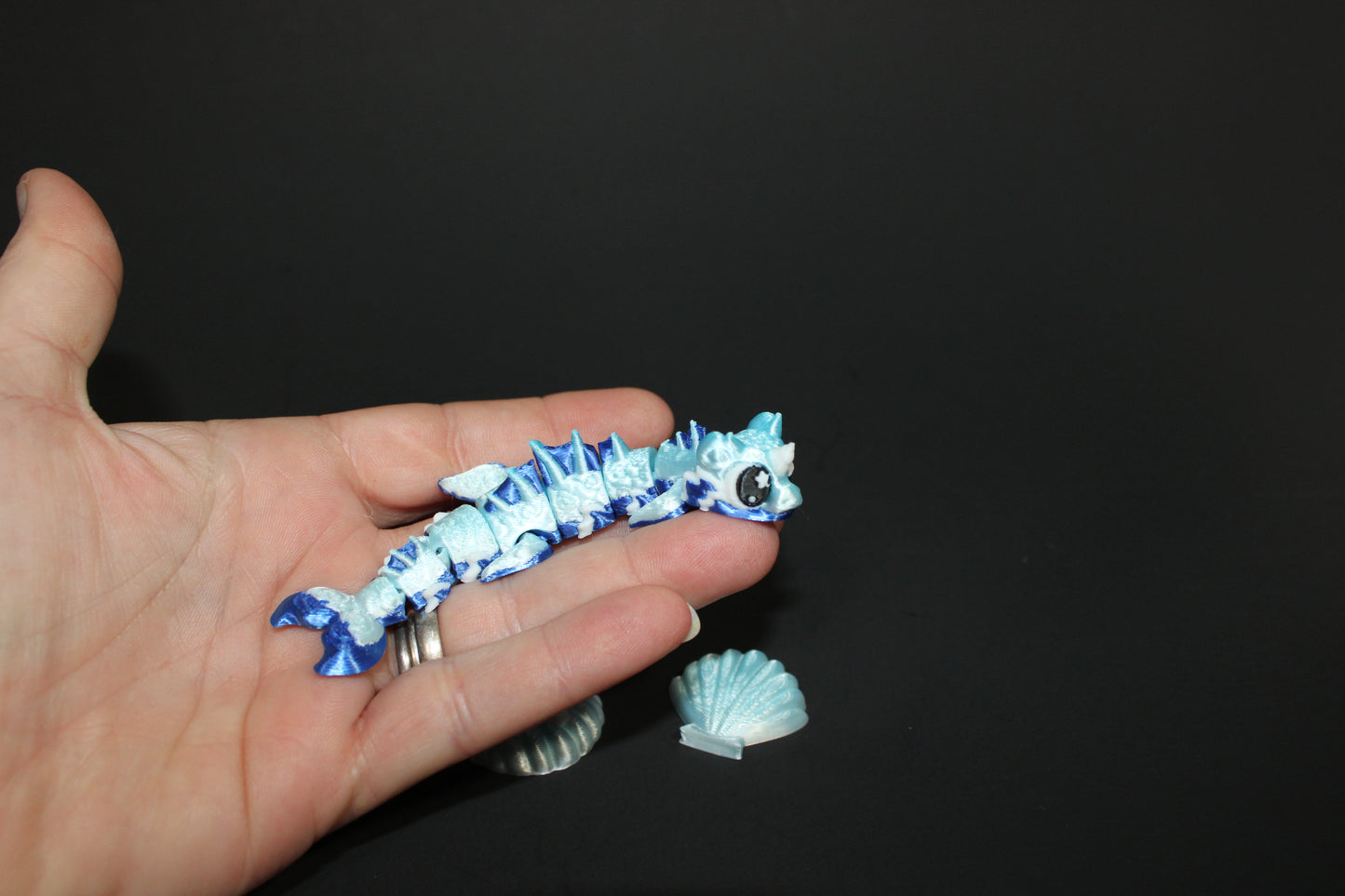 3D Printed Flexi Water Dragon with seashells- Mini 4"