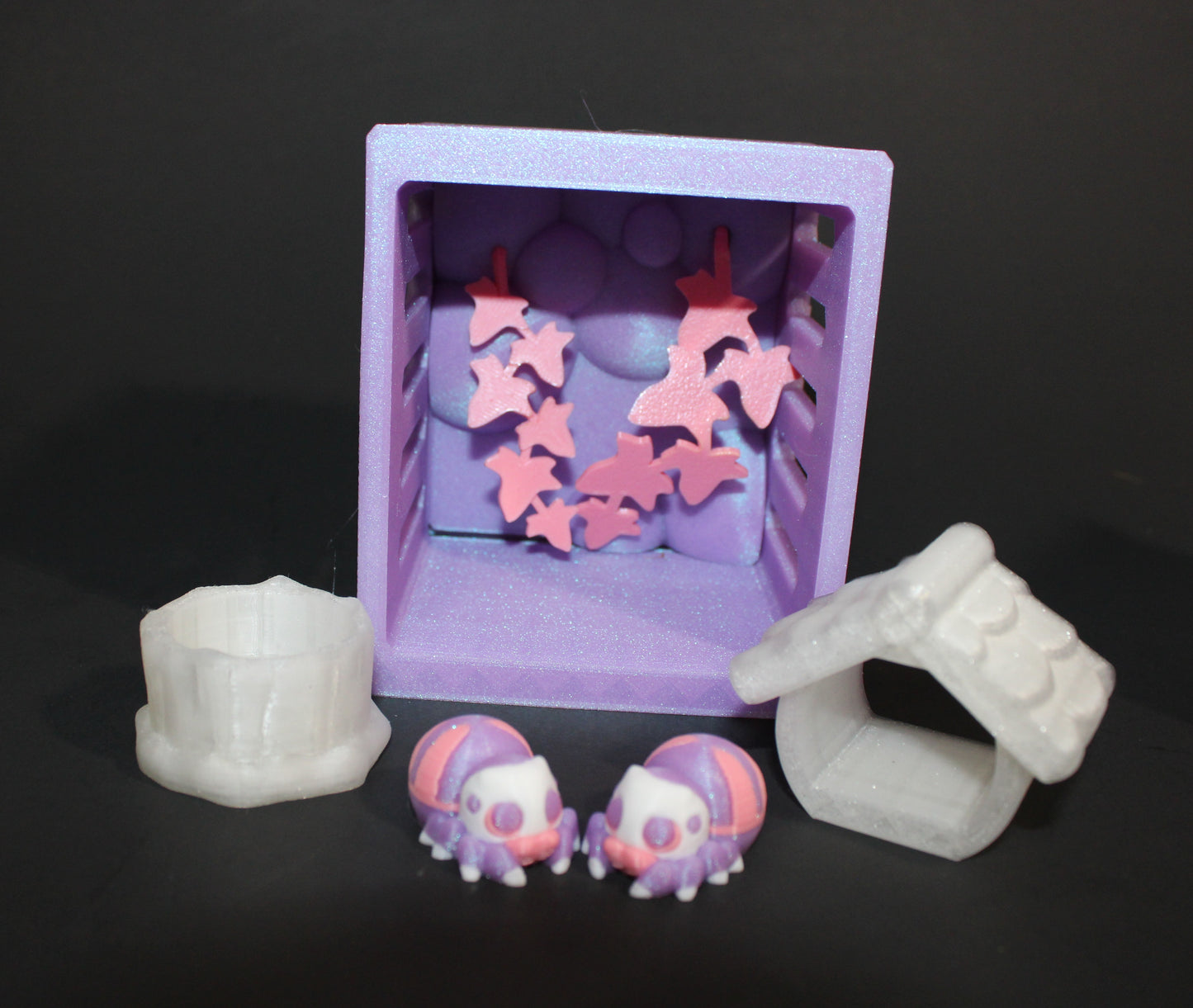 3D Printed Mini Jumping Spider Enclosure: Includes 2 mini spiders and 2 different style Enclosures - Wonderland 3D Printing