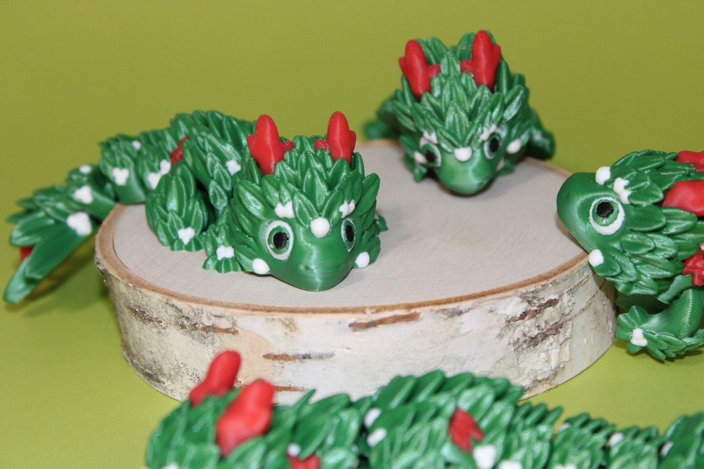 Mistletoe Dragon 5 inches- Articulated 3d Printed Figurine