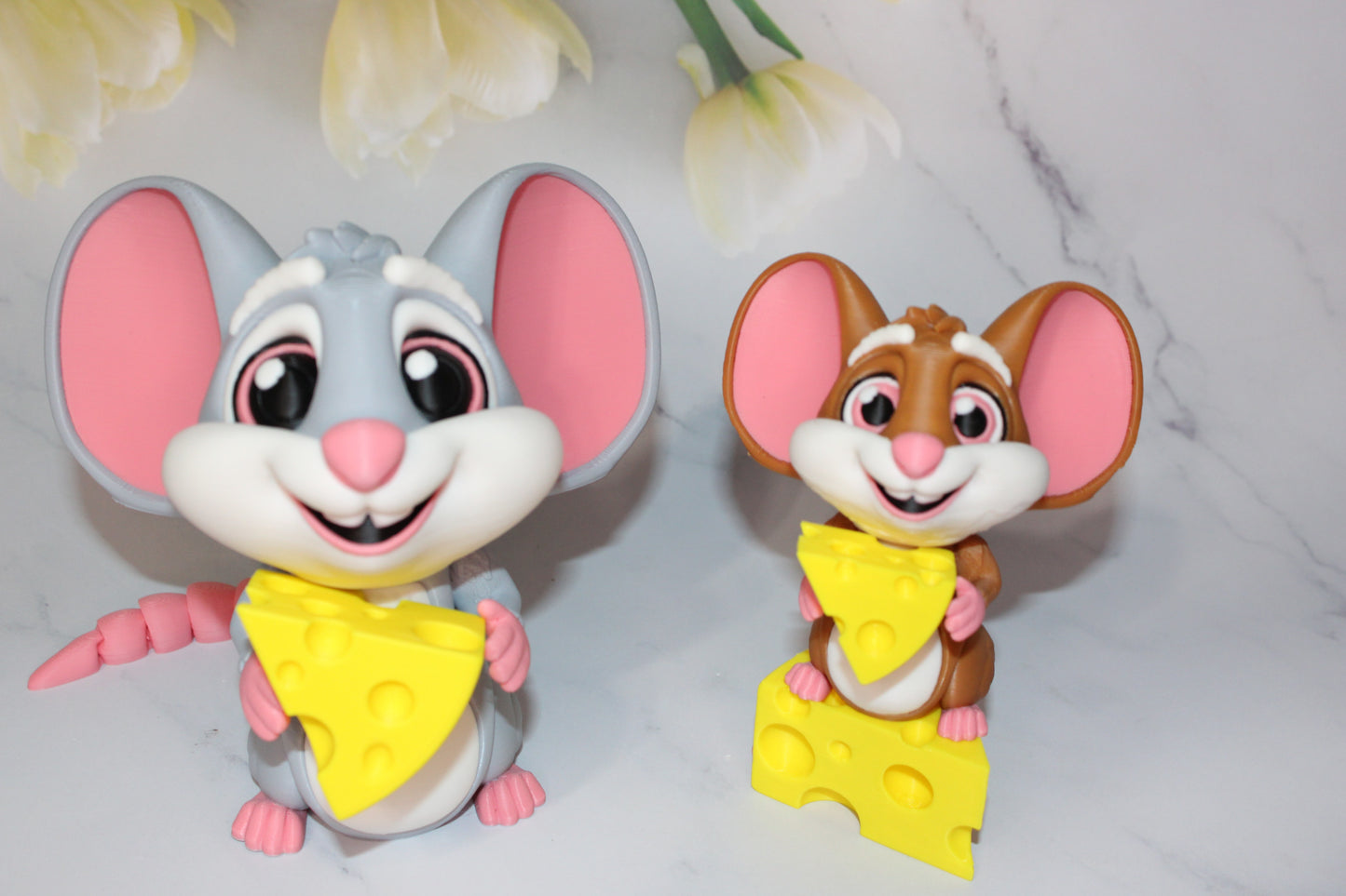 Mouse with Cheese 3D Printed Articulated Figurine - Wonderland 3D Printing