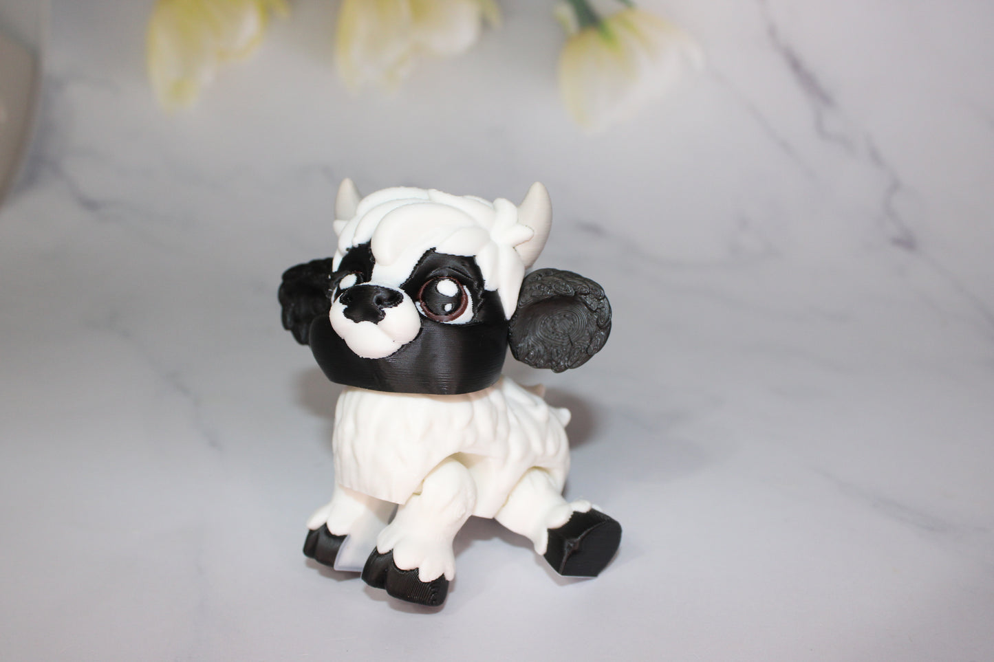 Baby Highland Cow: 3D Printed Articulated Figurine - Wonderland 3D Printing