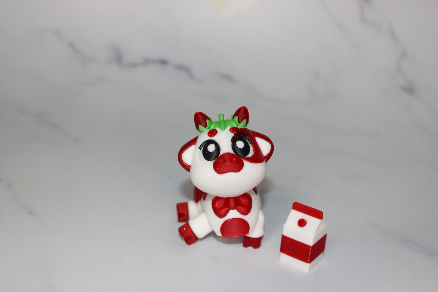 Strawberry Cow with Milk Carton 2 Piece Set-3.5 inches 3D Printed Articulated Flexi Fidget - Wonderland 3D Printing