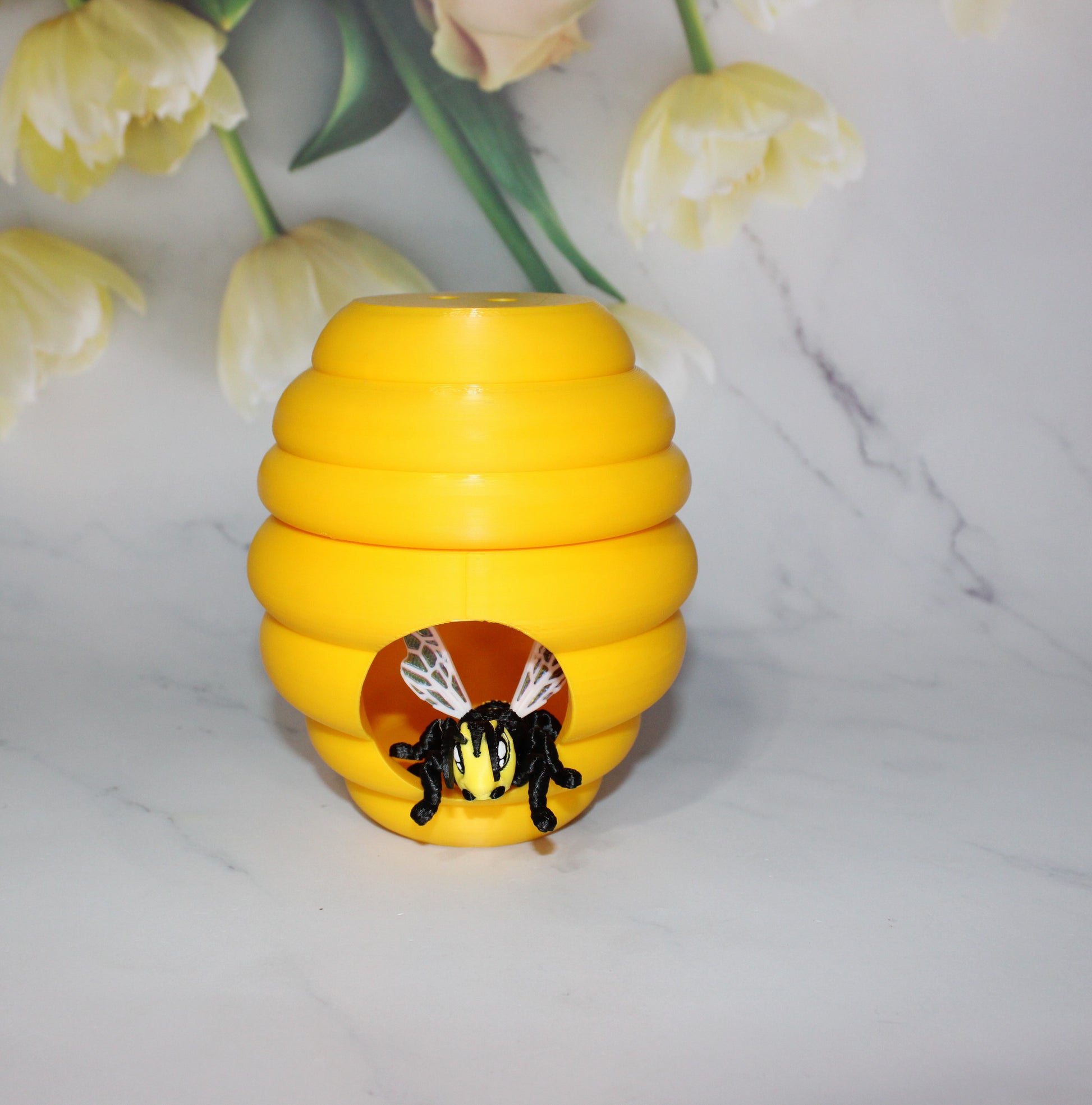 Bee with Hive Options 3D Printed Articulated Flexi Fidget Figurine - Wonderland 3D Printing